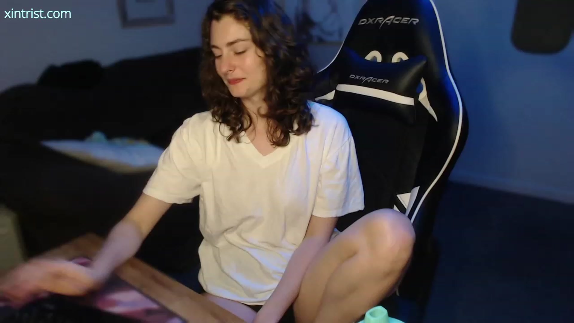 Gallery image thumbnail from Xintrist's myfreecams stream on, 07/25/2023, 03:01 image 6 of 20