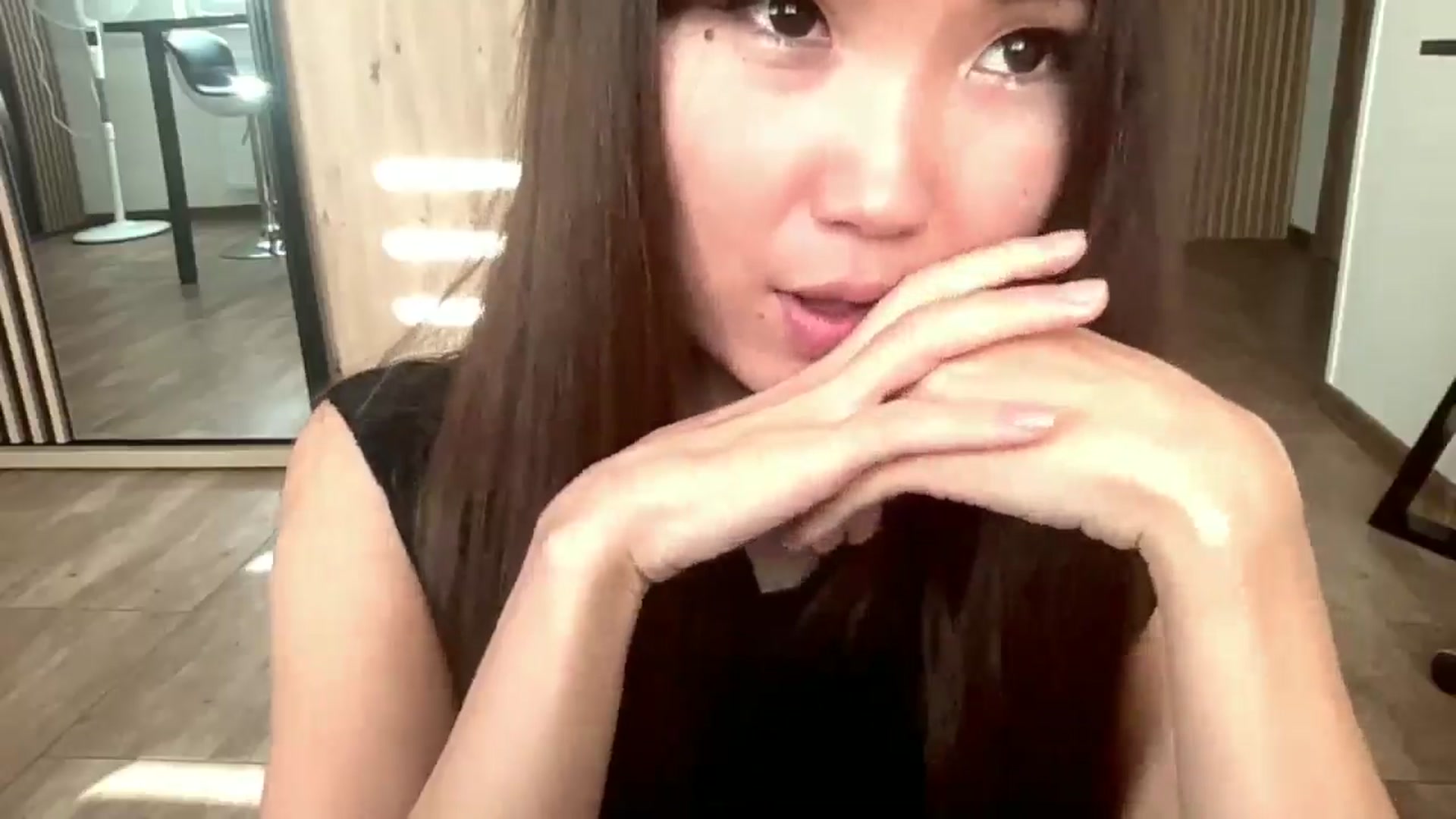 Gallery image thumbnail from Xiu77Mei's myfreecams stream on, 09/15/2025, 14:31 image 4 of 20