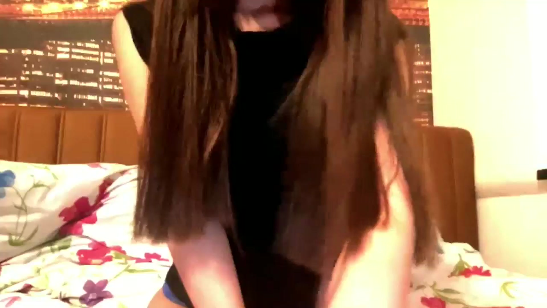 Gallery image thumbnail from Xiu77Mei's myfreecams stream on, 09/15/2025, 18:54 image 15 of 20