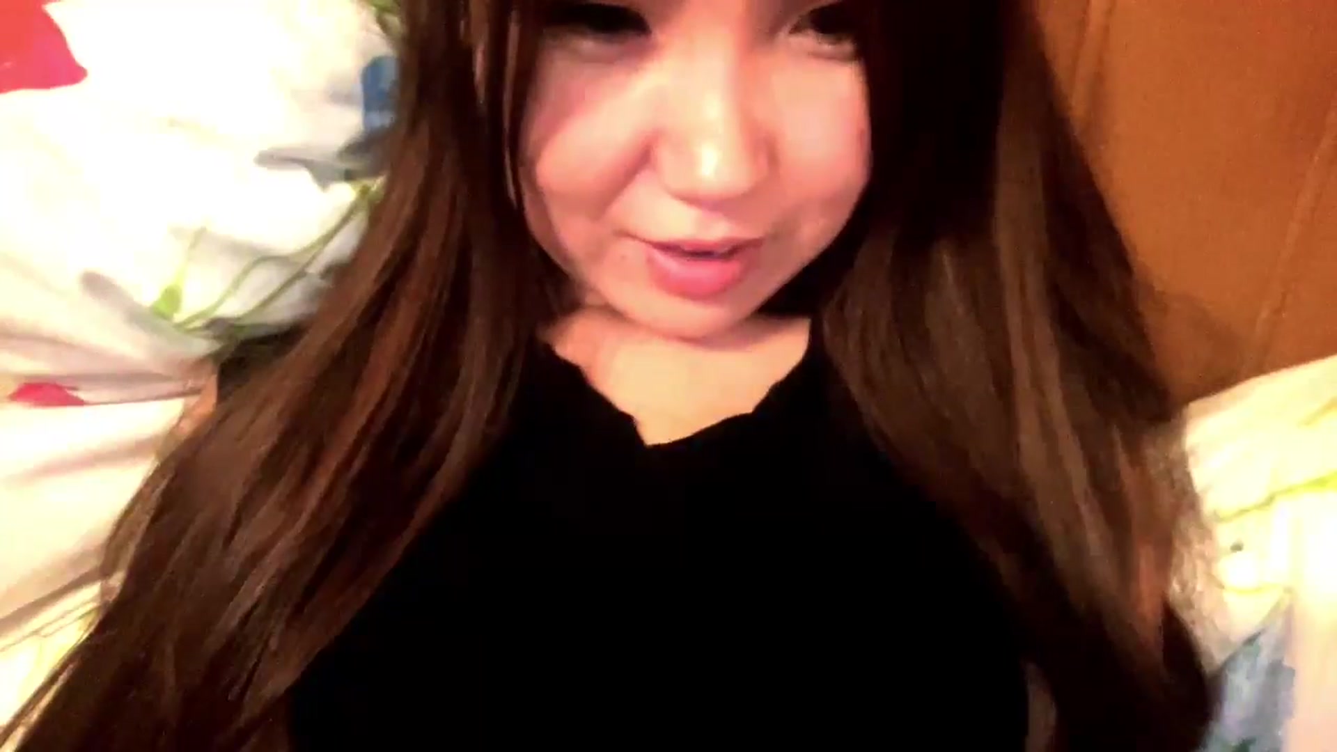 Gallery image thumbnail from Xiu77Mei's myfreecams stream on, 09/15/2025, 19:47 image 9 of 20