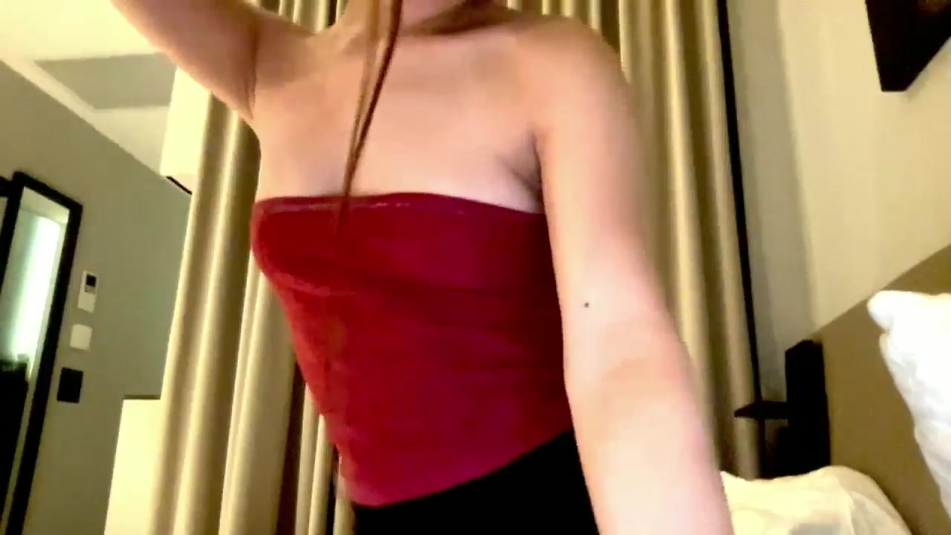 Gallery image thumbnail from Xiu77Mei's myfreecams stream on, 10/22/2025, 21:58 image 2 of 20