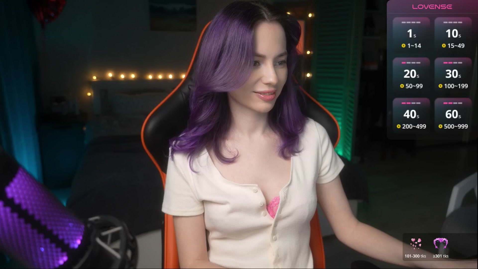 Gallery image thumbnail from Xkuxie's myfreecams stream on, 03/01/2026, 13:07 image 6 of 20