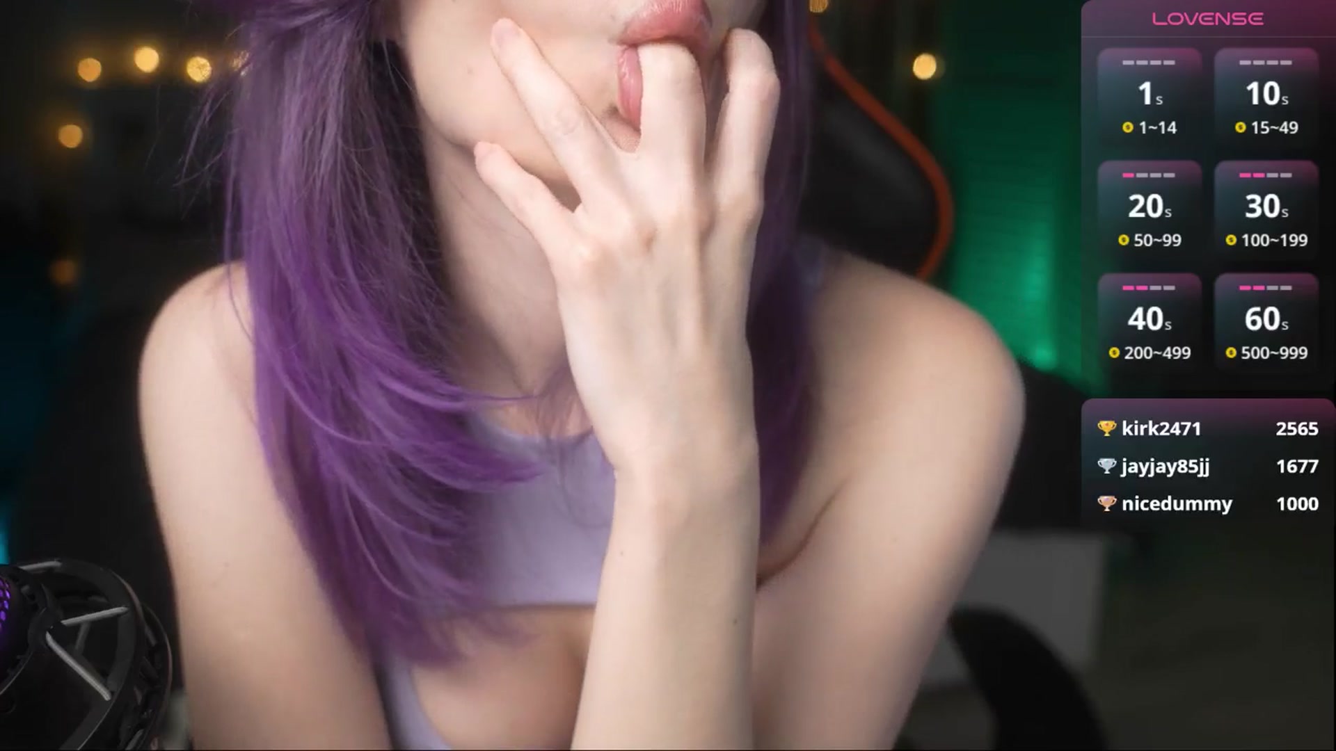 Gallery image thumbnail from Xkuxie's myfreecams stream on, 03/04/2026, 19:18 image 13 of 20
