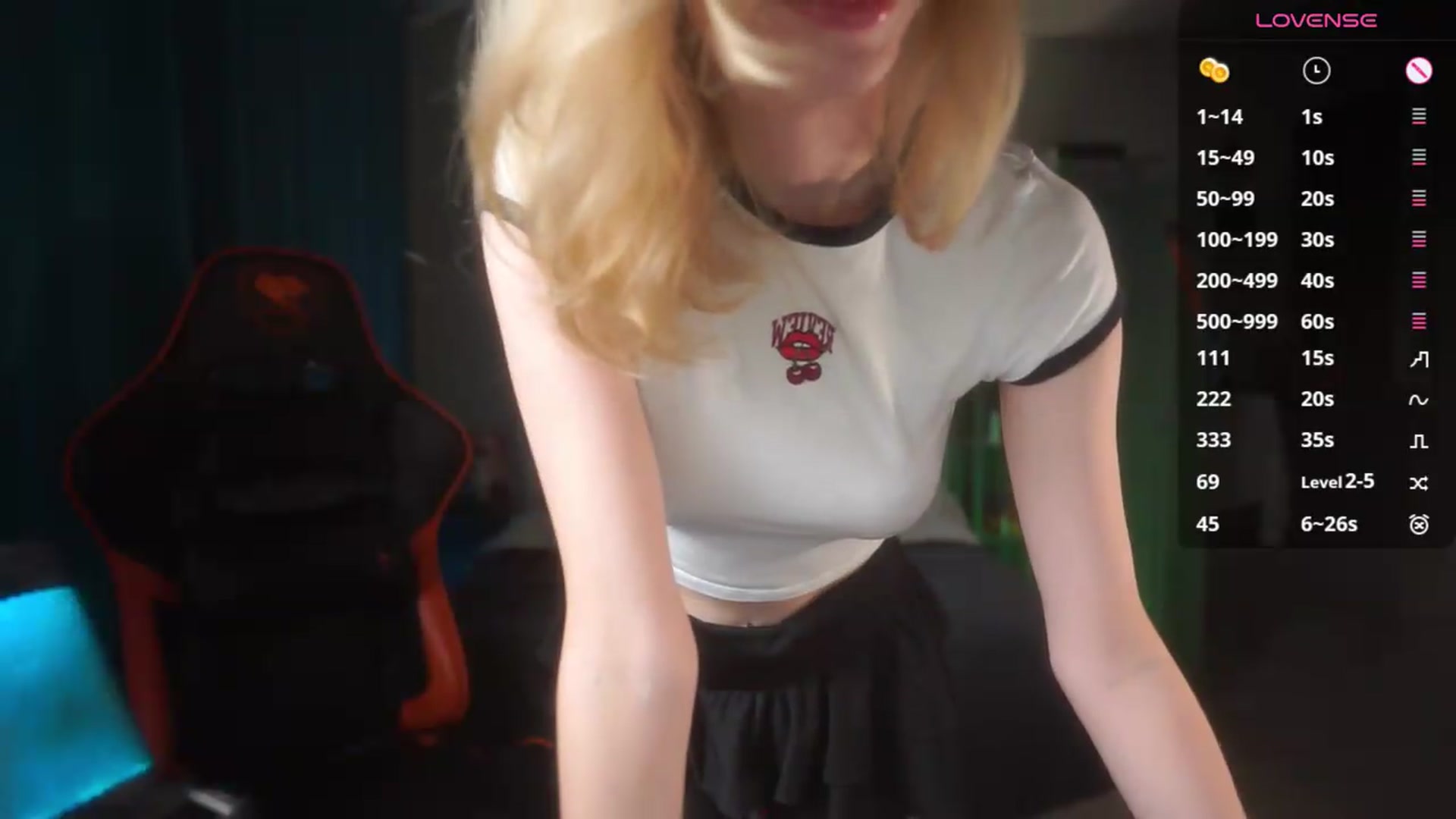 Gallery image thumbnail from Xkuxie's myfreecams stream on, 08/30/2026, 18:22 image 14 of 20