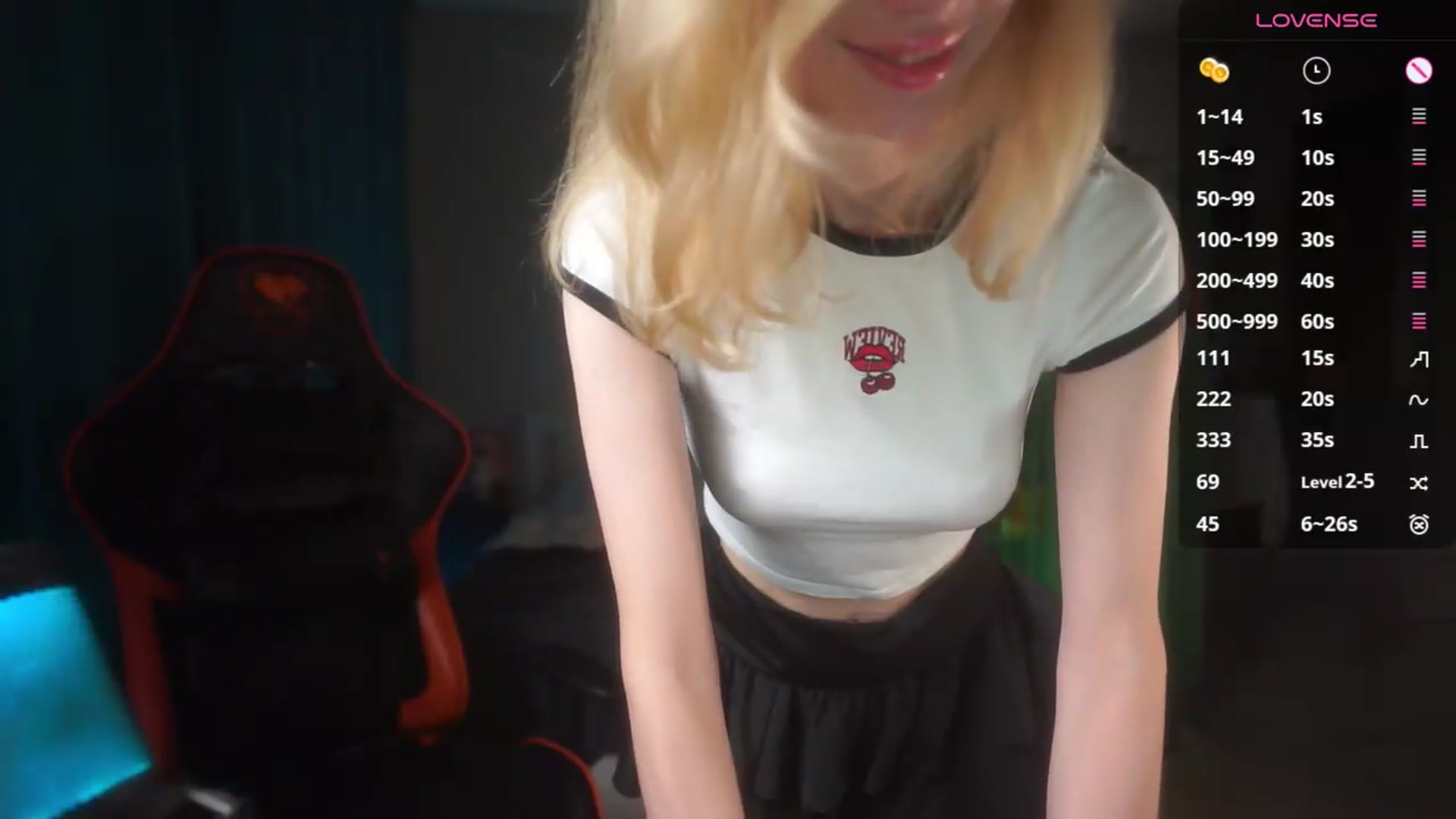 Gallery image thumbnail from Xkuxie's myfreecams stream on, 08/30/2026, 18:22 image 16 of 20
