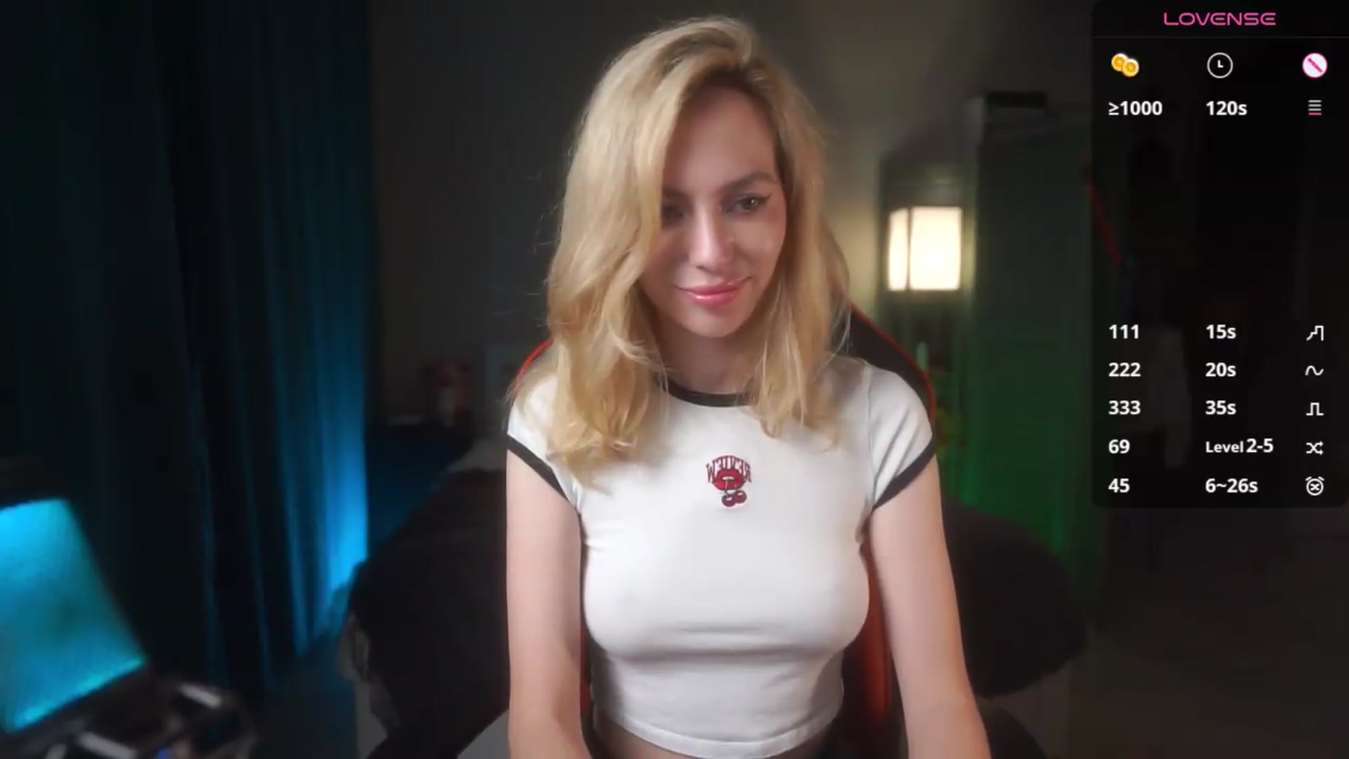 Gallery image thumbnail from Xkuxie's myfreecams stream on, 08/30/2026, 18:22 image 18 of 20