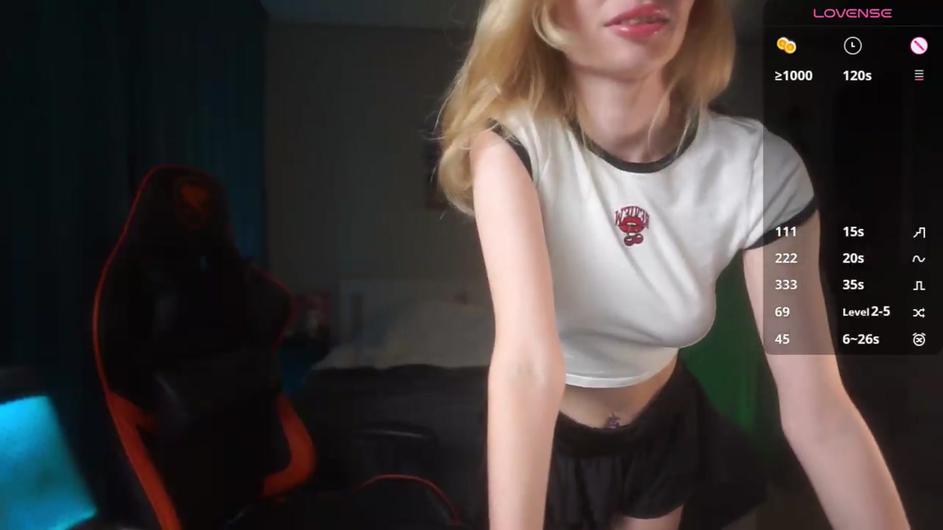 Gallery image thumbnail from Xkuxie's myfreecams stream on, 08/30/2026, 18:22 image 10 of 20