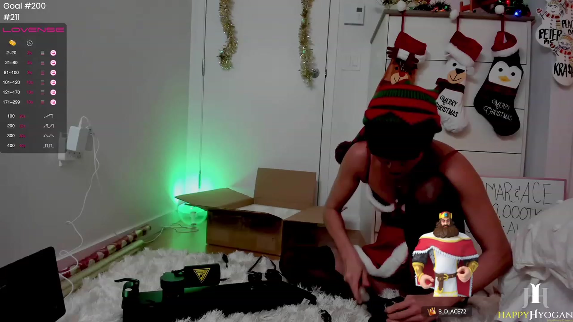 Gallery image thumbnail from XmasHyogan's myfreecams stream on, 12/23/2022, 03:01 image 16 of 20