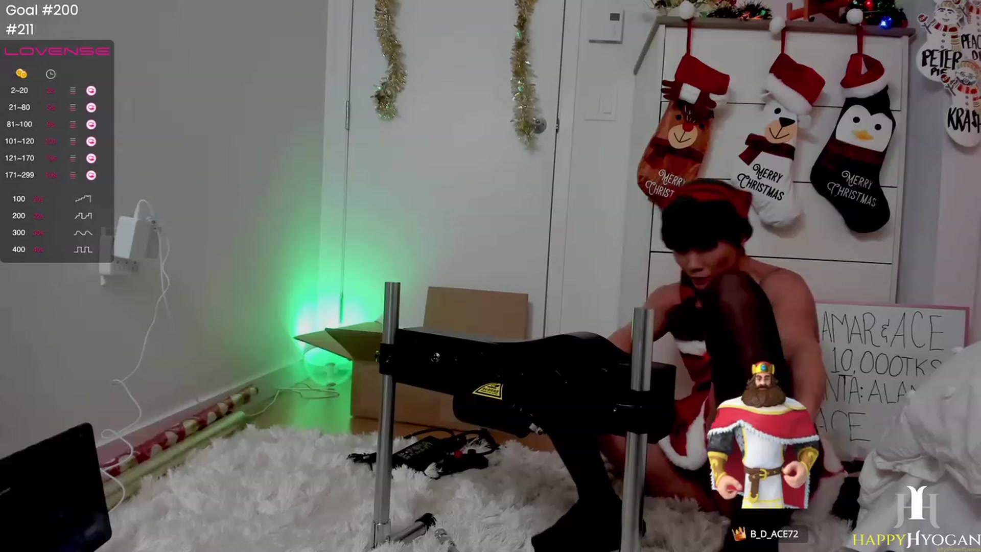 Gallery image thumbnail from XmasHyogan's myfreecams stream on, 12/23/2022, 03:01 image 18 of 20