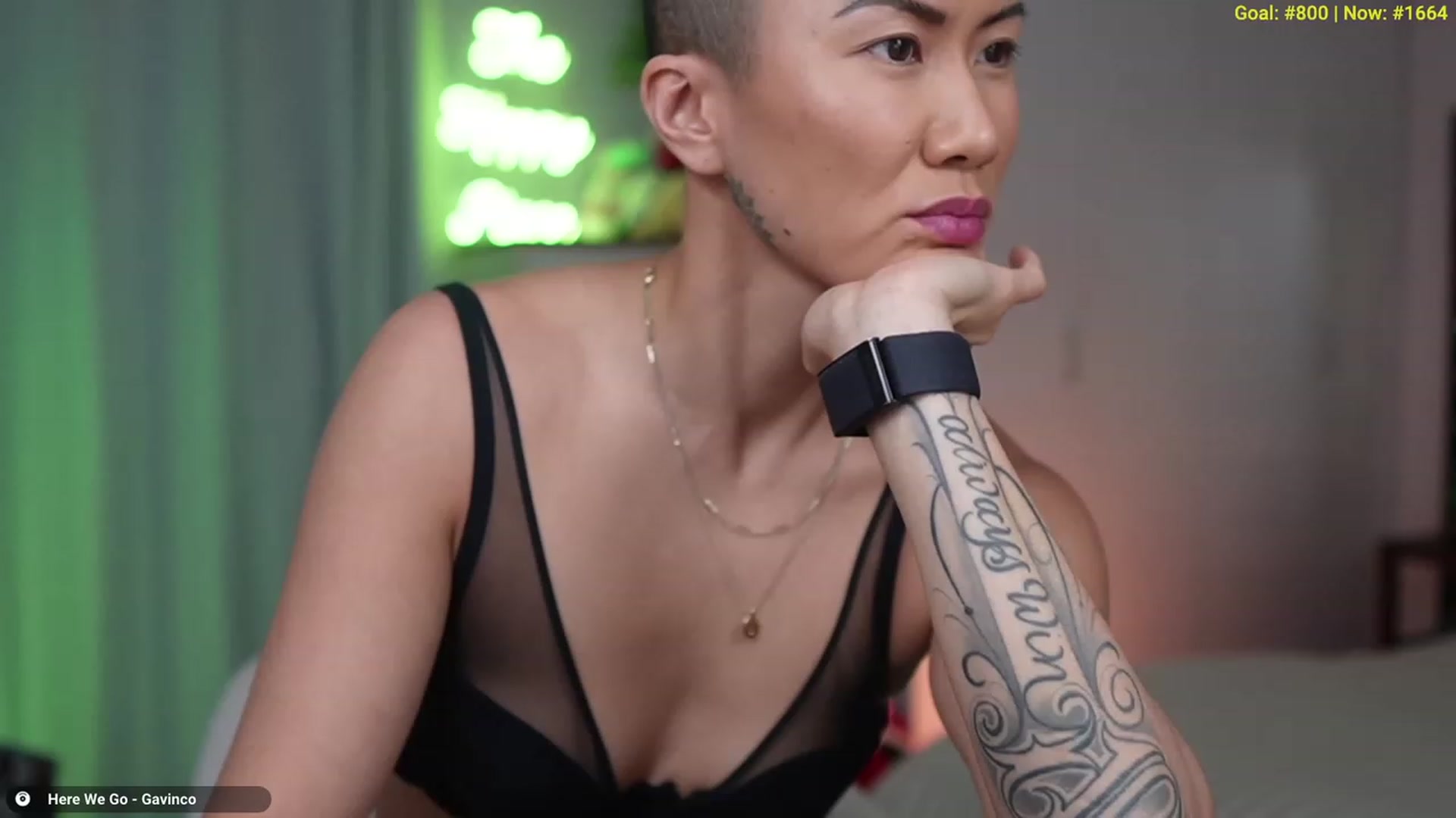 Gallery image thumbnail from XmasHyogan's myfreecams stream on, 12/17/2023, 20:44 image 4 of 20