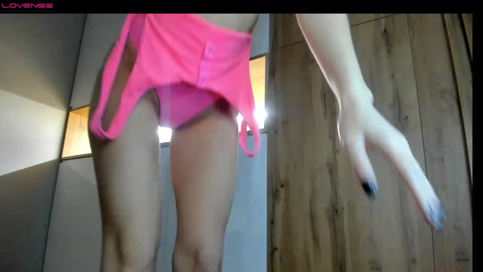Gallery image thumbnail from XmasKate's myfreecams stream on, 12/27/2022, 22:26 image 16 of 20
