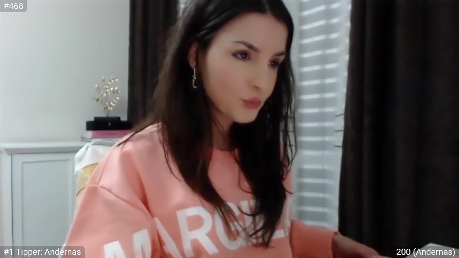 Gallery image thumbnail from XmasXcitedGal's myfreecams stream on, 12/03/2022, 19:15 image 9 of 20
