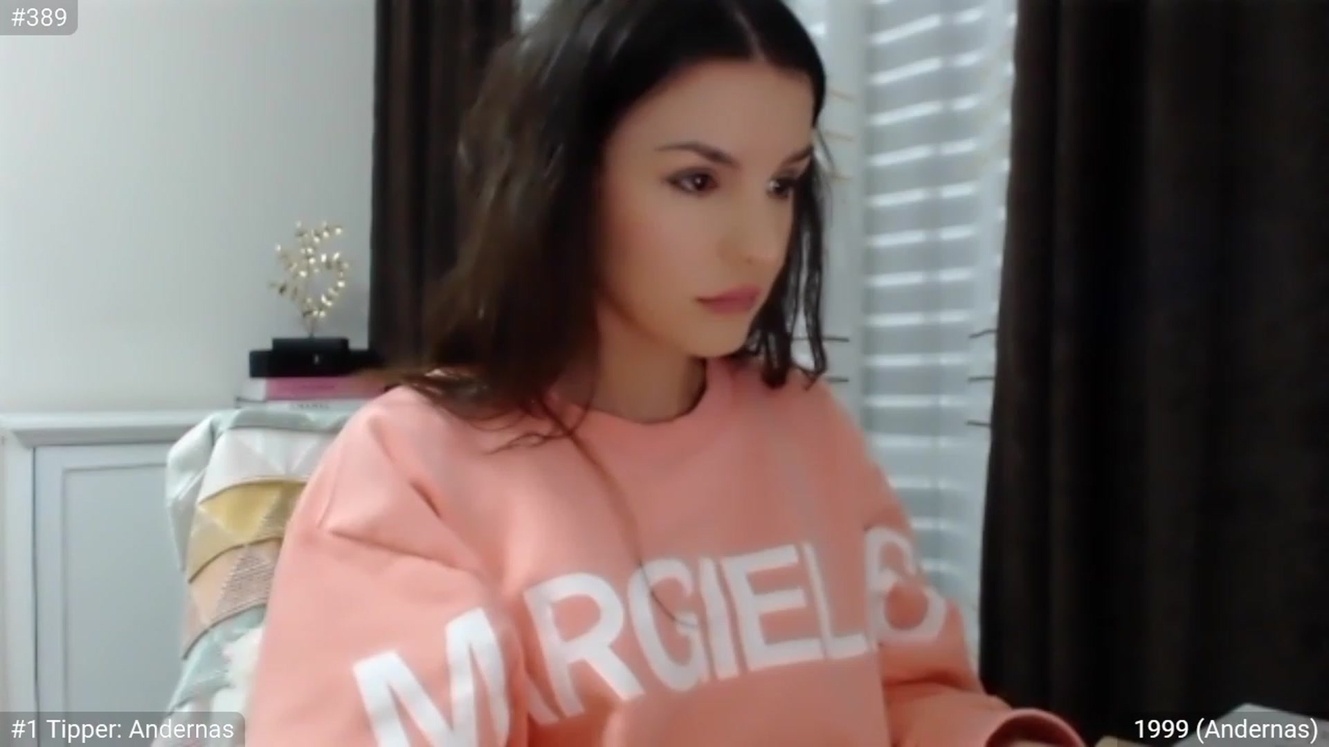 Gallery image thumbnail from XmasXcitedGal's myfreecams stream on, 12/03/2022, 19:15 image 13 of 20