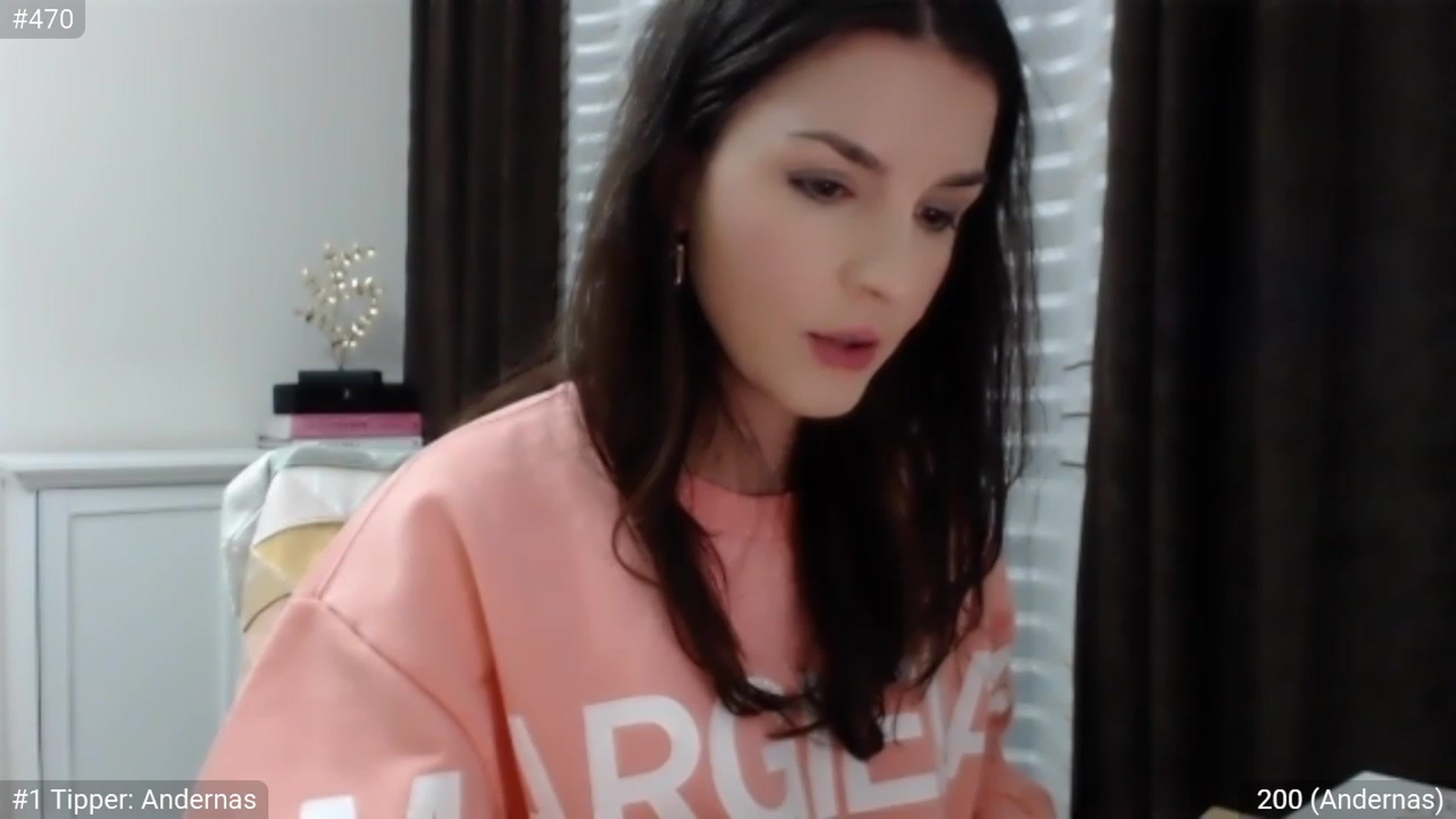 Gallery image thumbnail from XmasXcitedGal's myfreecams stream on, 12/03/2022, 19:15 image 11 of 20
