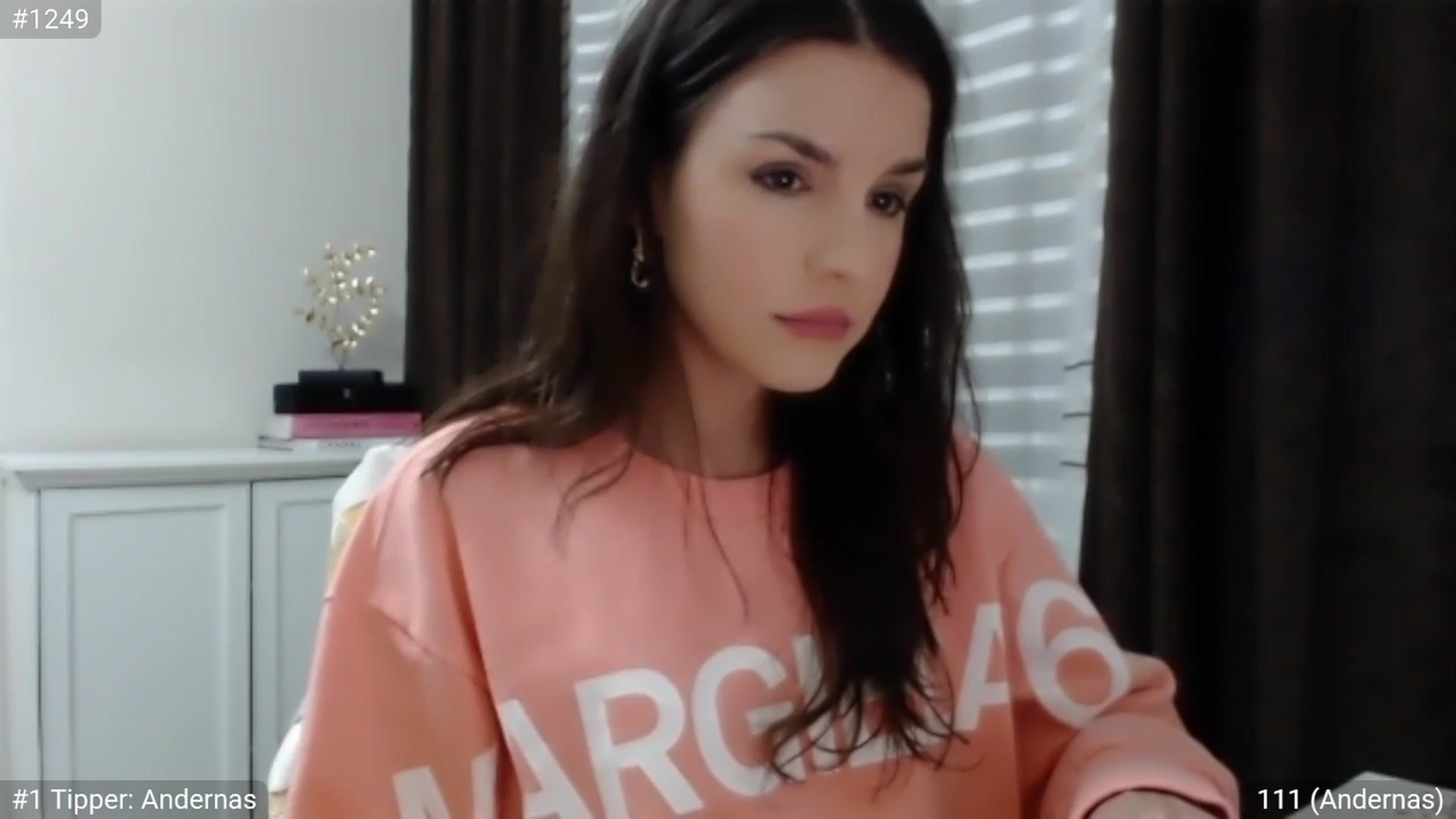 Gallery image thumbnail from XmasXcitedGal's myfreecams stream on, 12/03/2022, 19:15 image 3 of 20