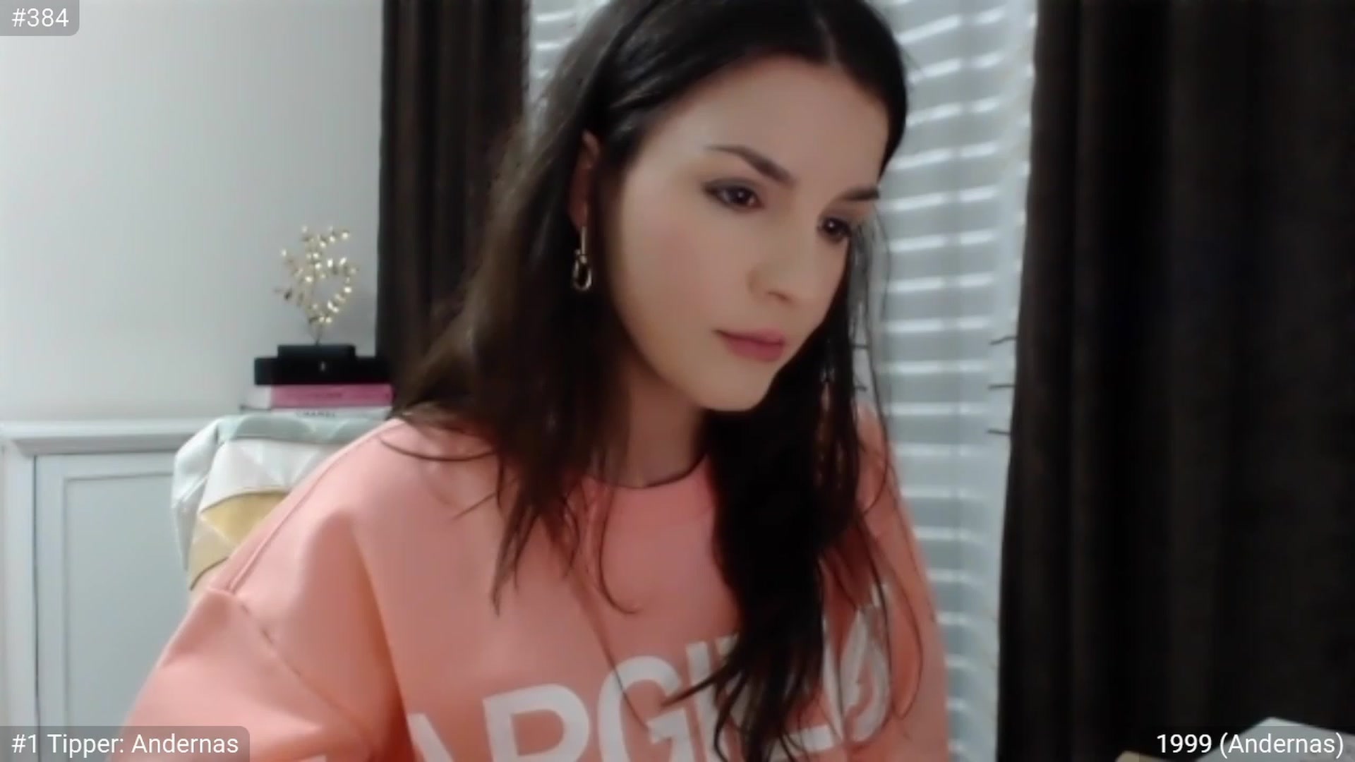 Gallery image thumbnail from XmasXcitedGal's myfreecams stream on, 12/03/2022, 19:15 image 14 of 20