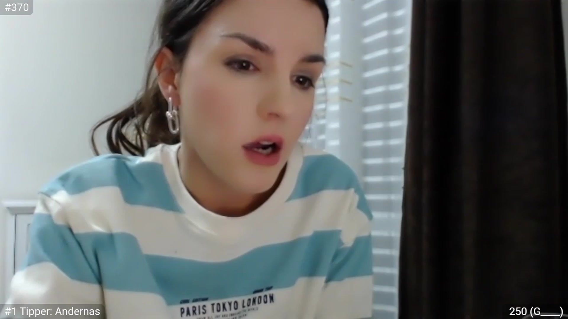 Gallery image thumbnail from XmasXcitedGal's myfreecams stream on, 12/04/2022, 21:11 image 20 of 20