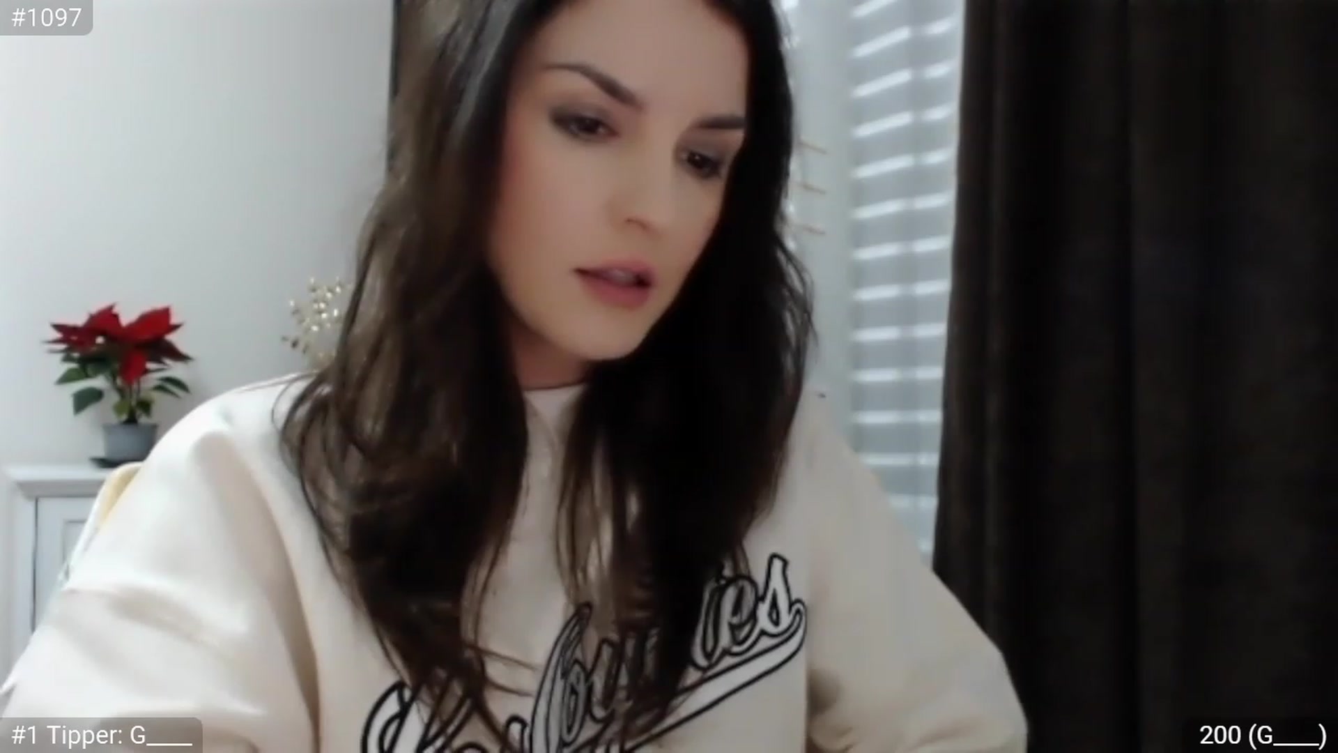 Gallery image thumbnail from XmasXcitedGal's myfreecams stream on, 12/10/2022, 23:14 image 12 of 20