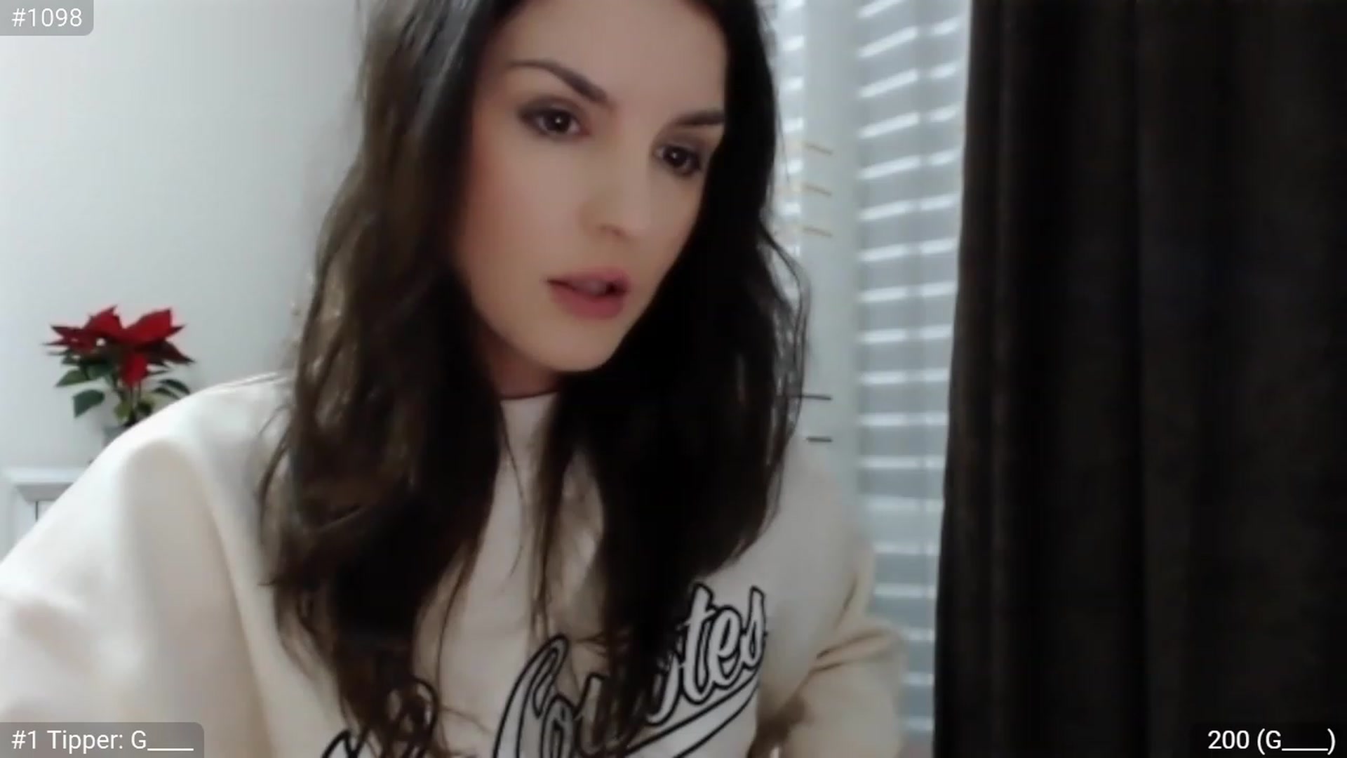 Gallery image thumbnail from XmasXcitedGal's myfreecams stream on, 12/10/2022, 23:14 image 15 of 20