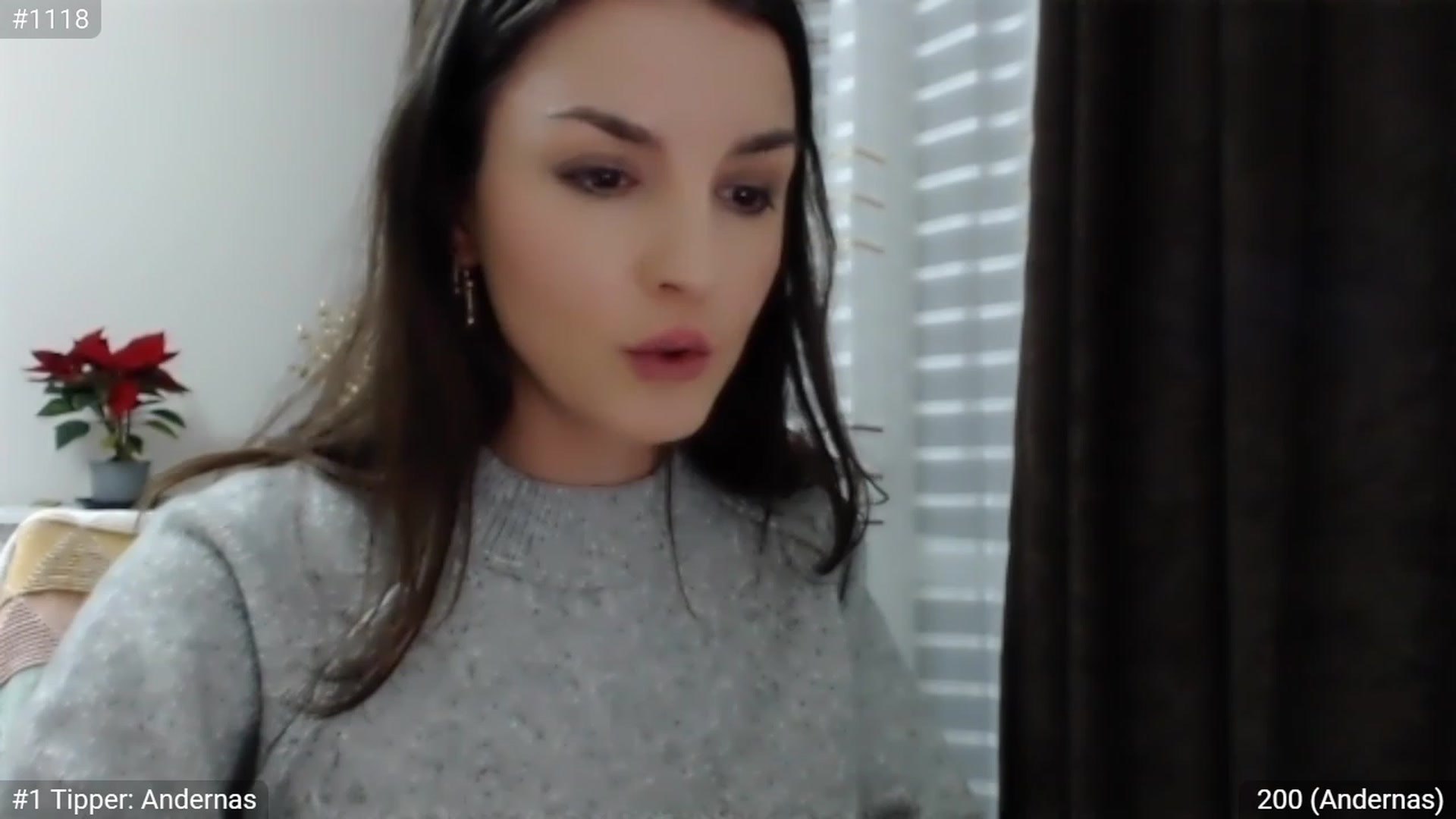 Gallery image thumbnail from XmasXcitedGal's myfreecams stream on, 12/12/2022, 24:17 image 5 of 20