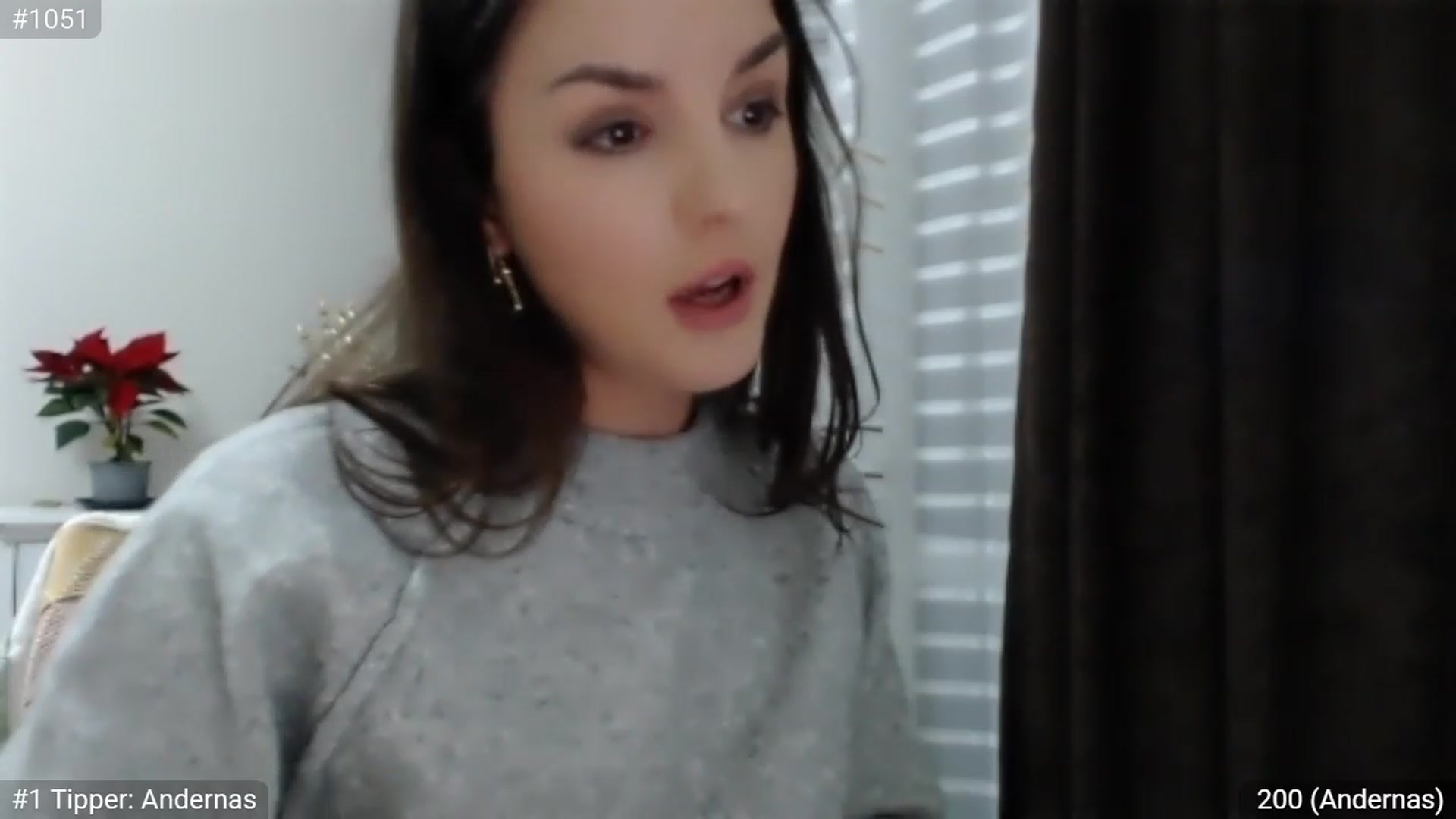 Gallery image thumbnail from XmasXcitedGal's myfreecams stream on, 12/12/2022, 24:17 image 20 of 20