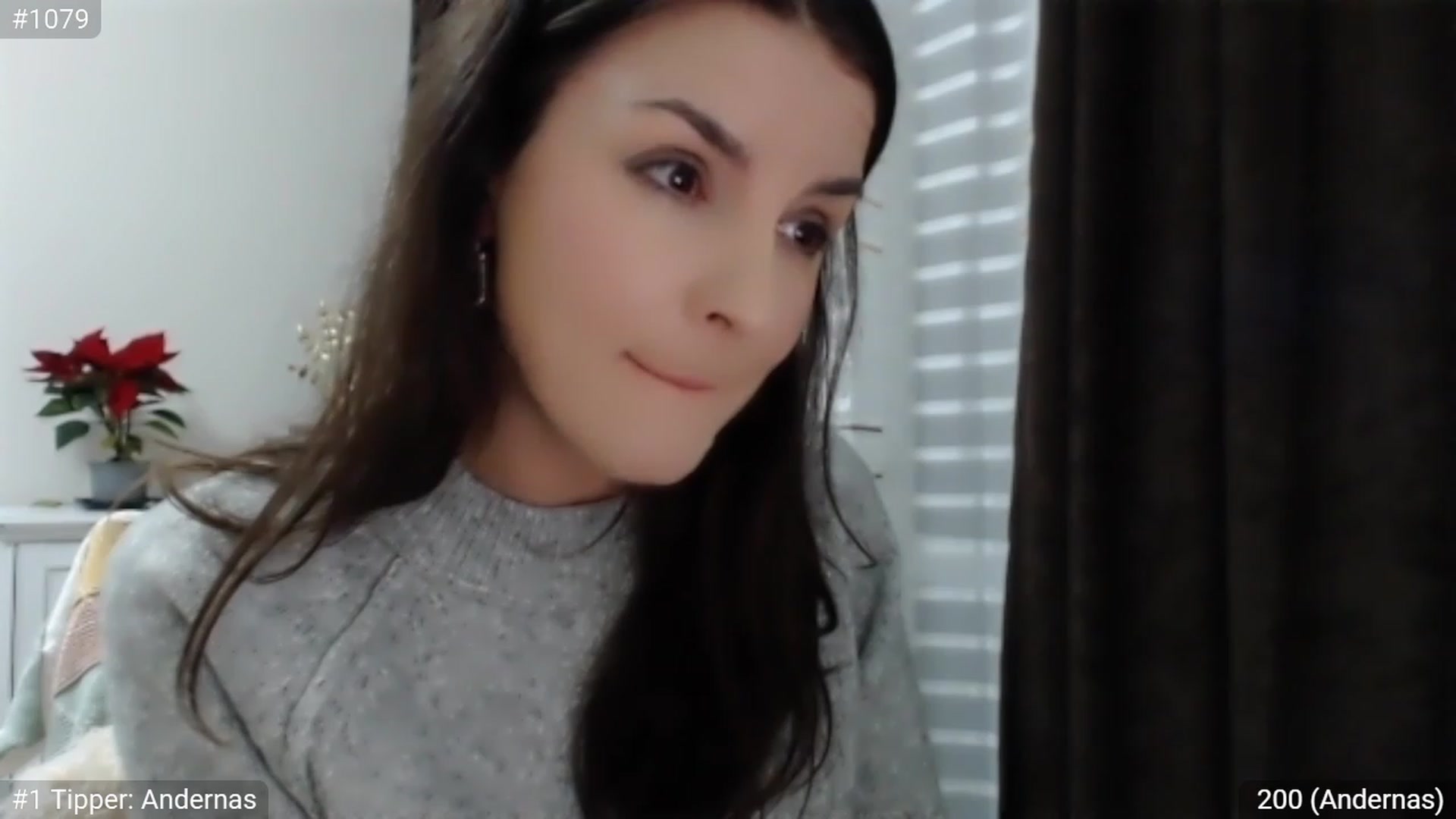 Gallery image thumbnail from XmasXcitedGal's myfreecams stream on, 12/12/2022, 24:17 image 11 of 20