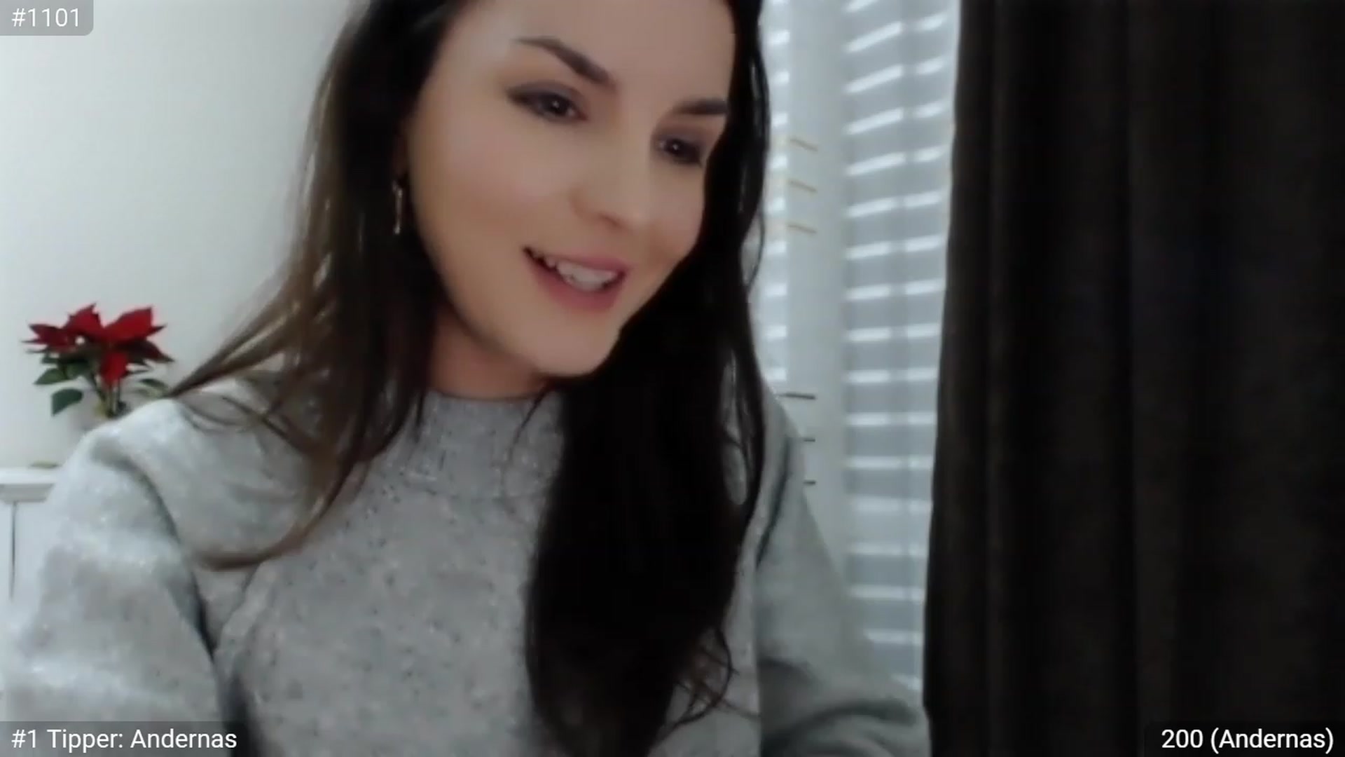Gallery image thumbnail from XmasXcitedGal's myfreecams stream on, 12/12/2022, 24:17 image 10 of 20