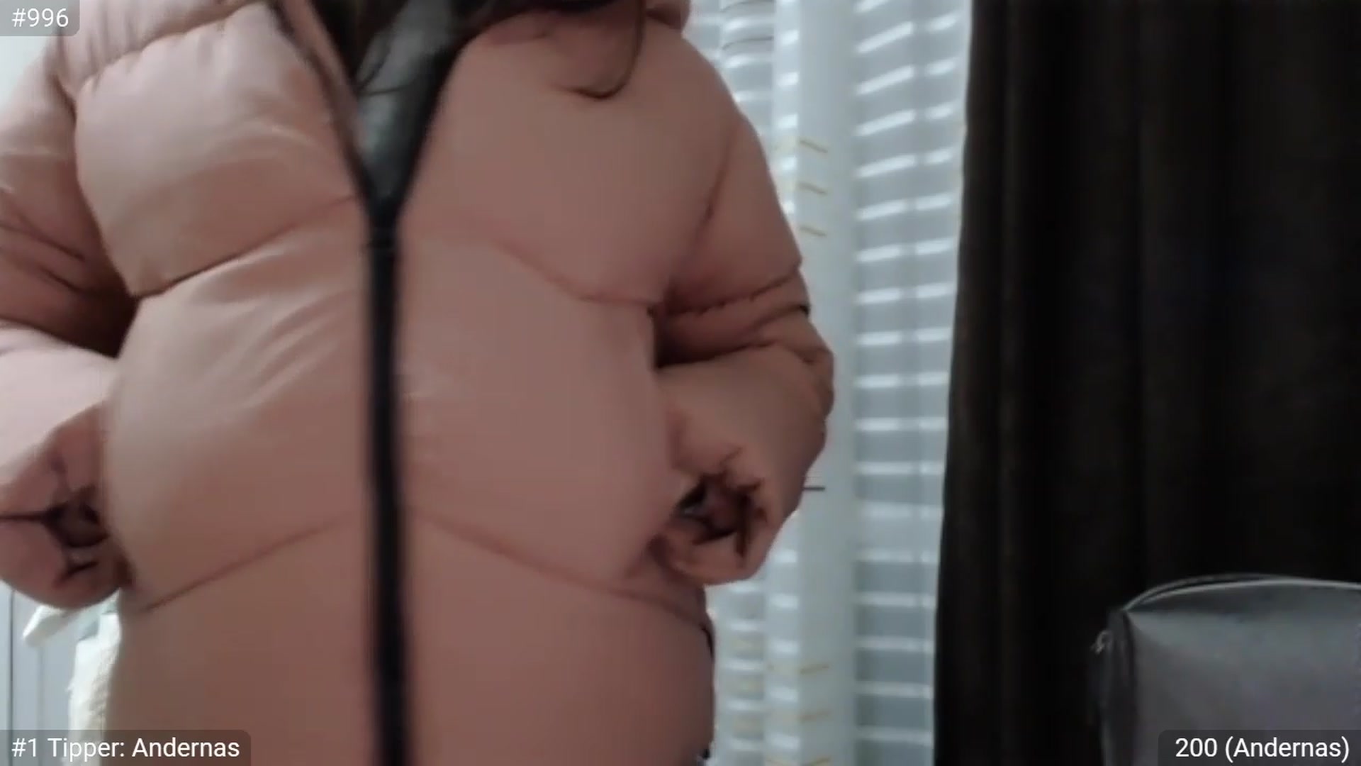 Gallery image thumbnail from XmasXcitedGal's myfreecams stream on, 12/12/2022, 24:29 image 17 of 20