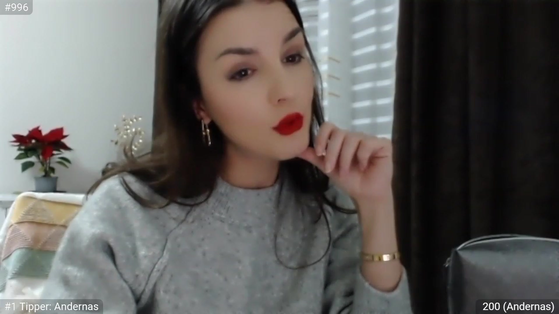 Gallery image thumbnail from XmasXcitedGal's myfreecams stream on, 12/12/2022, 24:29 image 15 of 20