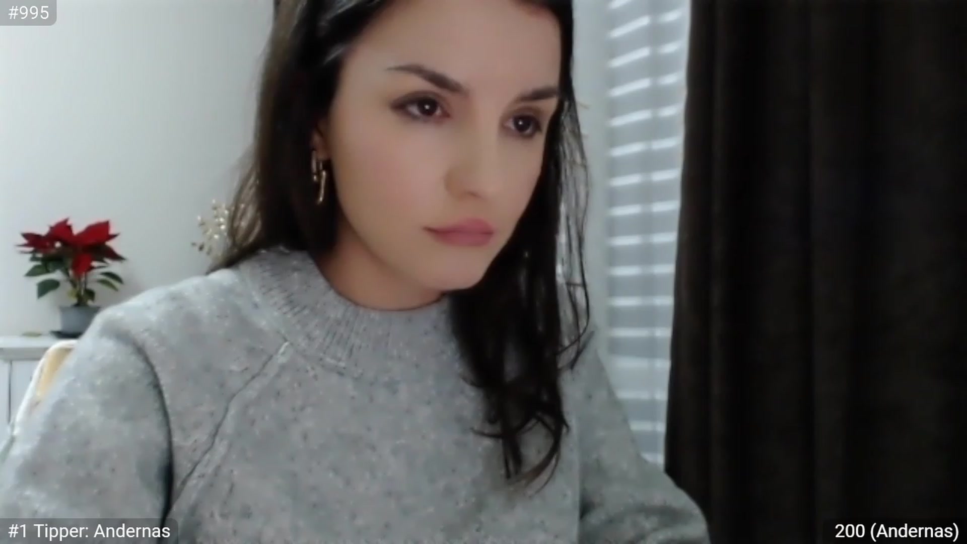 Gallery image thumbnail from XmasXcitedGal's myfreecams stream on, 12/12/2022, 24:29 image 4 of 20