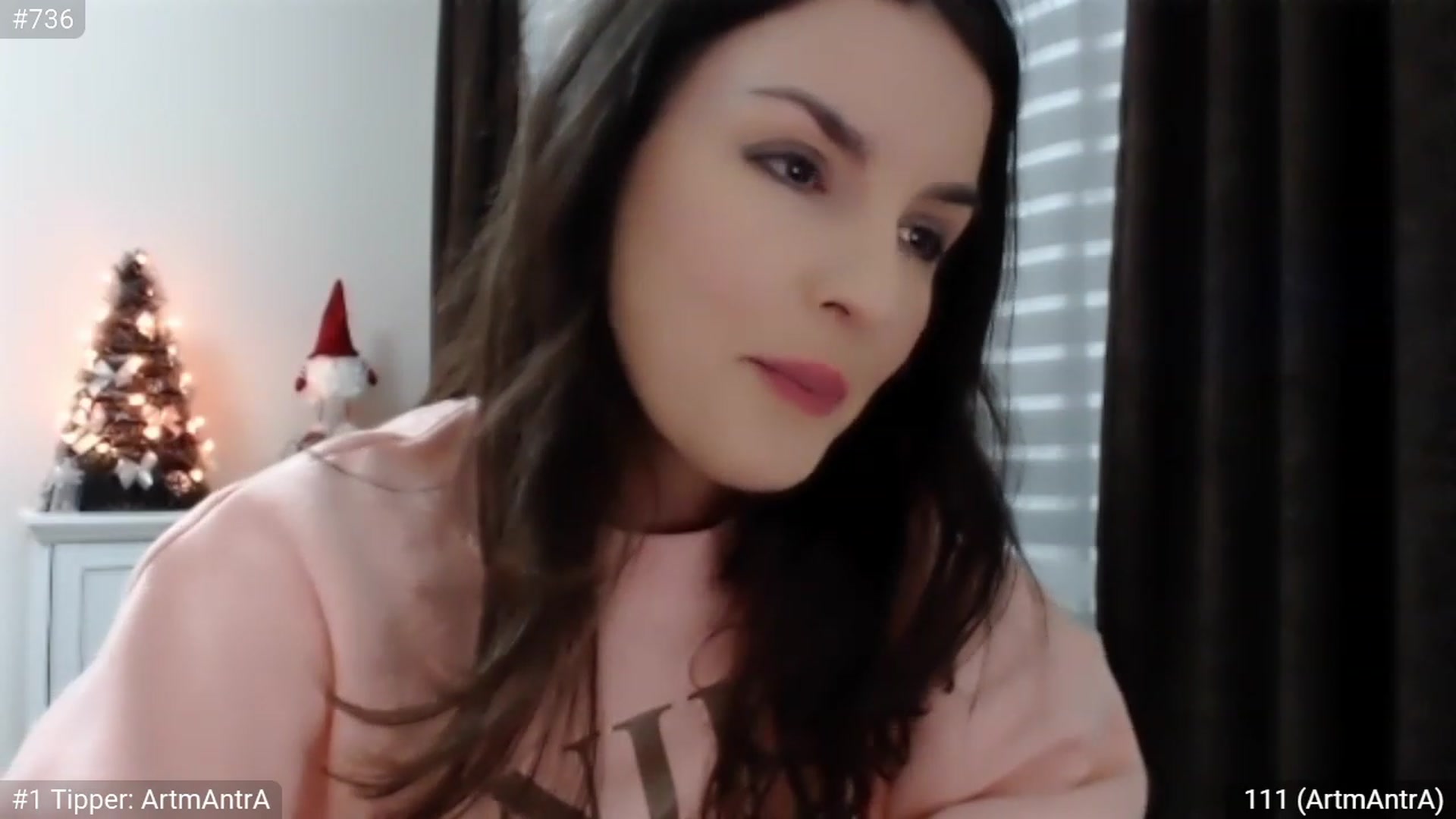 Gallery image thumbnail from XmasXcitedGal's myfreecams stream on, 12/17/2022, 24:02 image 8 of 20