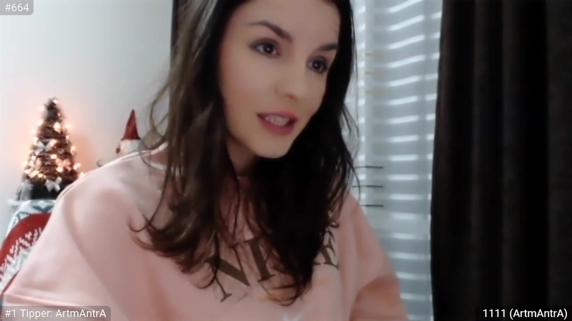 Gallery image thumbnail from XmasXcitedGal's myfreecams stream on, 12/17/2022, 01:39 image 10 of 20
