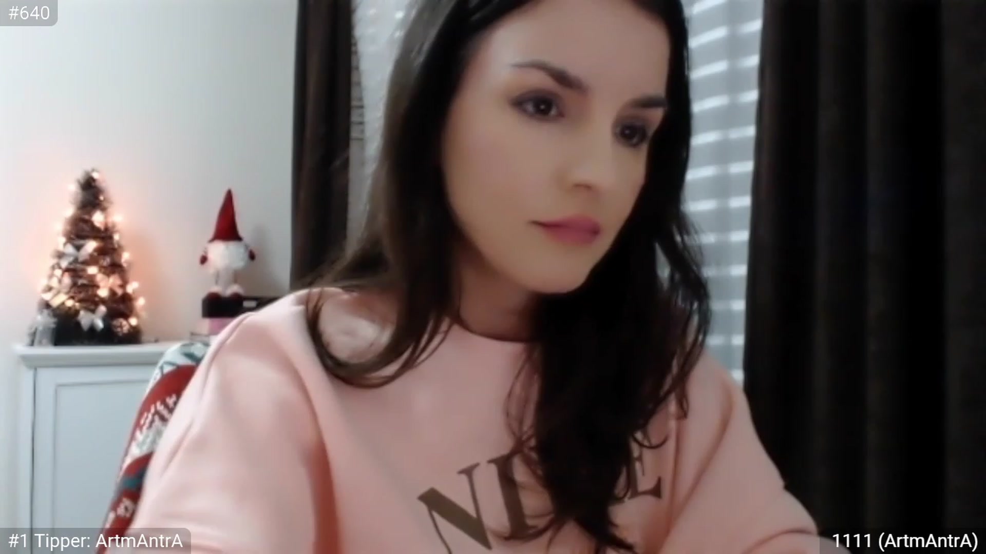 Gallery image thumbnail from XmasXcitedGal's myfreecams stream on, 12/17/2022, 01:39 image 18 of 20