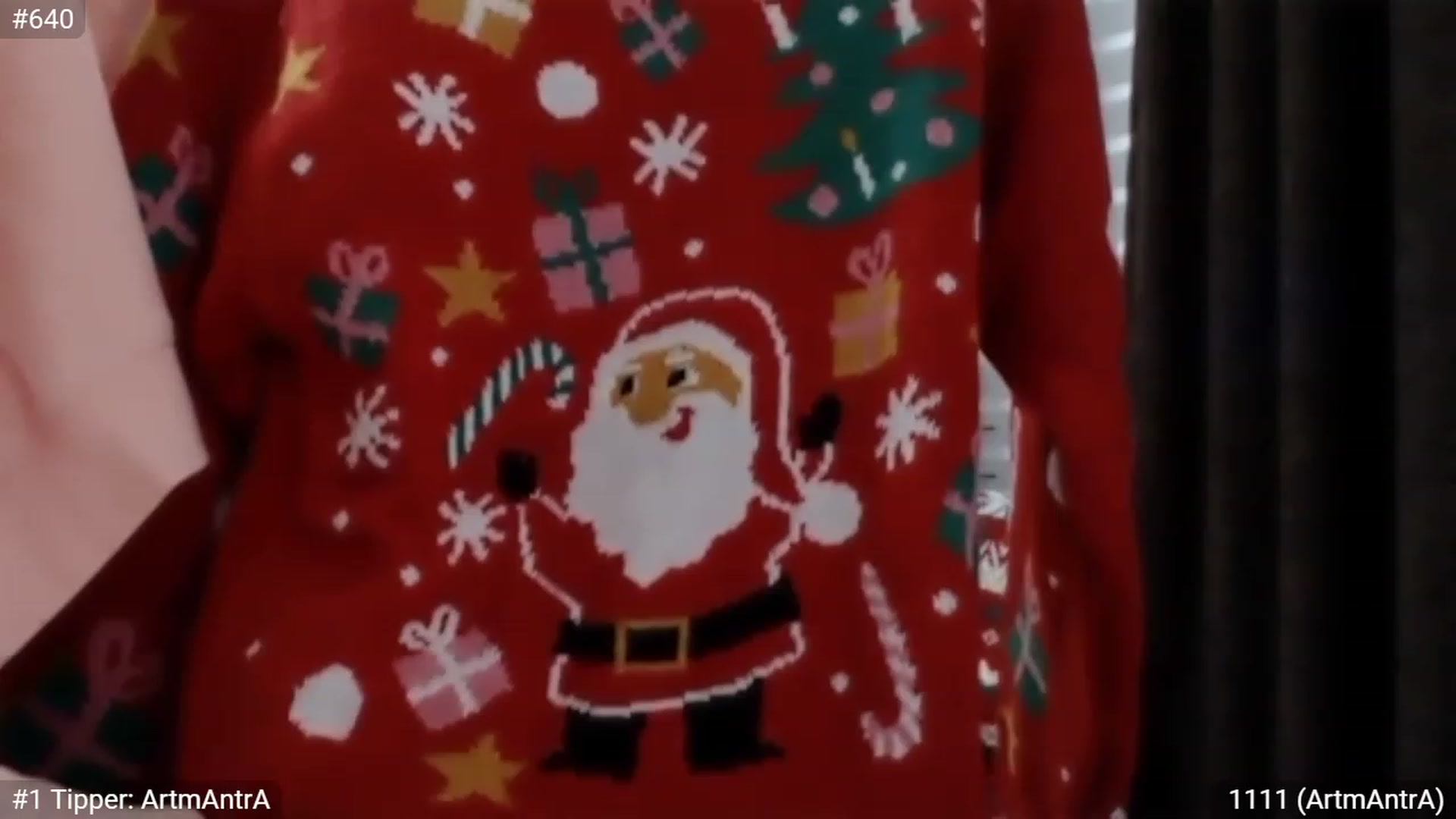 Gallery image thumbnail from XmasXcitedGal's myfreecams stream on, 12/17/2022, 01:39 image 17 of 20