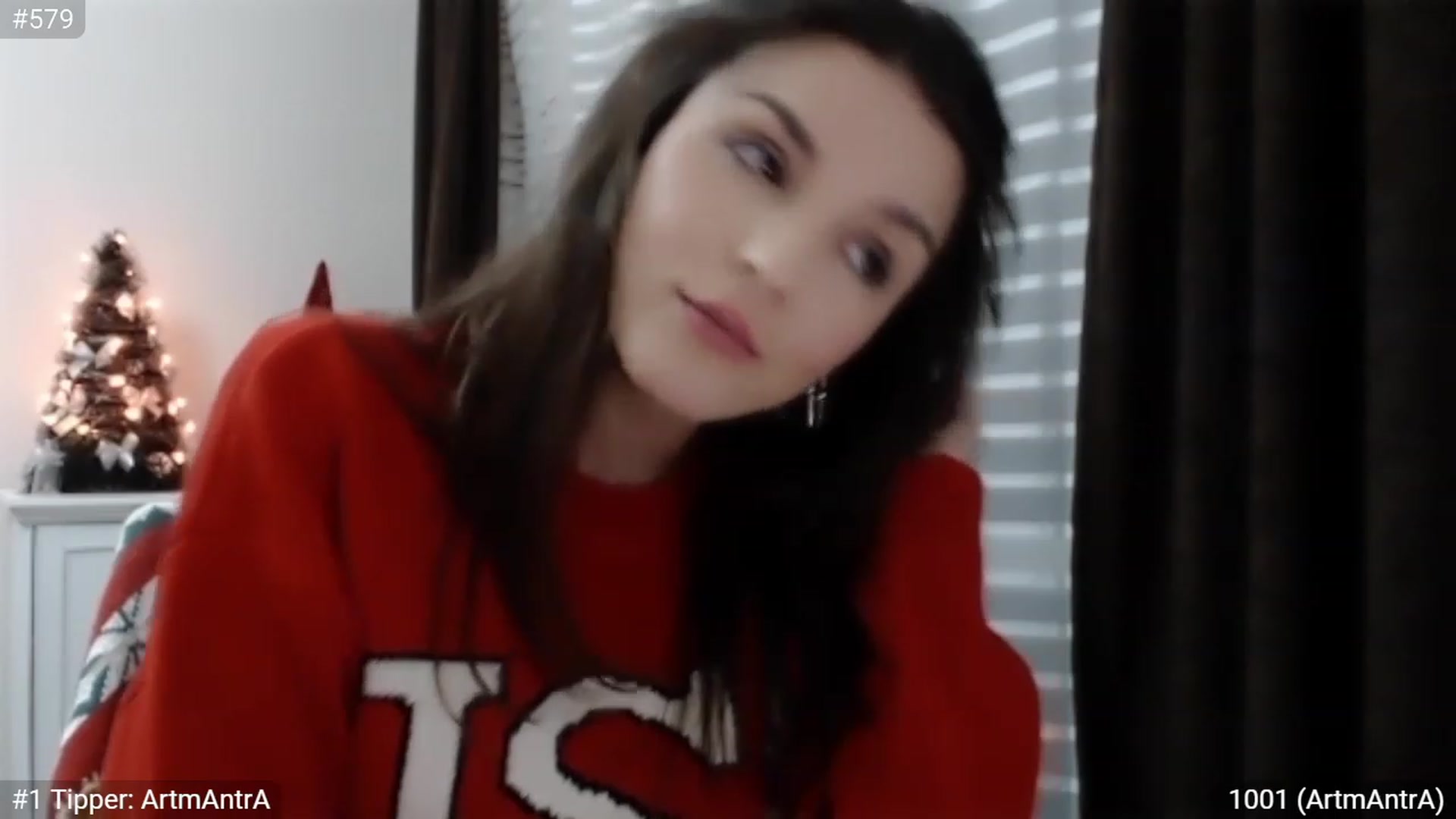 Gallery image thumbnail from XmasXcitedGal's myfreecams stream on, 12/17/2022, 23:35 image 20 of 20