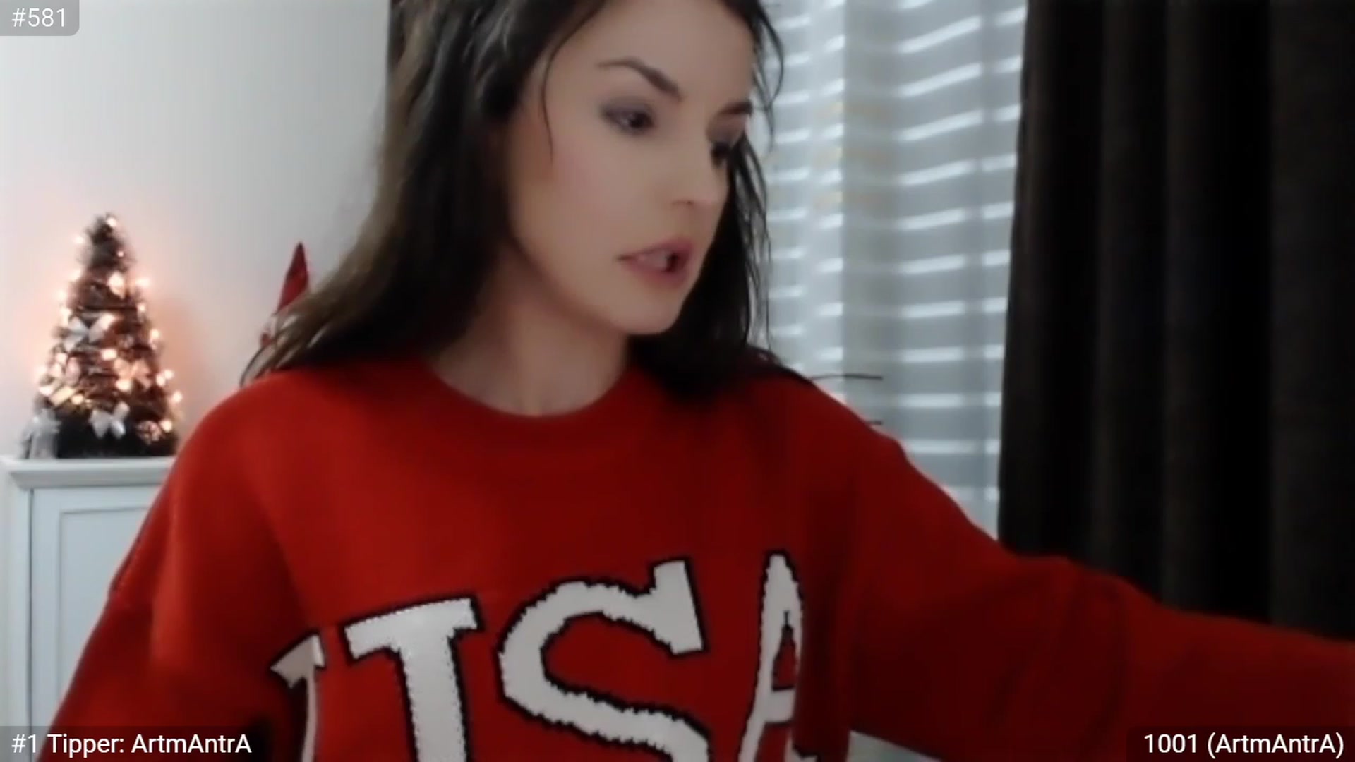 Gallery image thumbnail from XmasXcitedGal's myfreecams stream on, 12/17/2022, 23:35 image 5 of 20