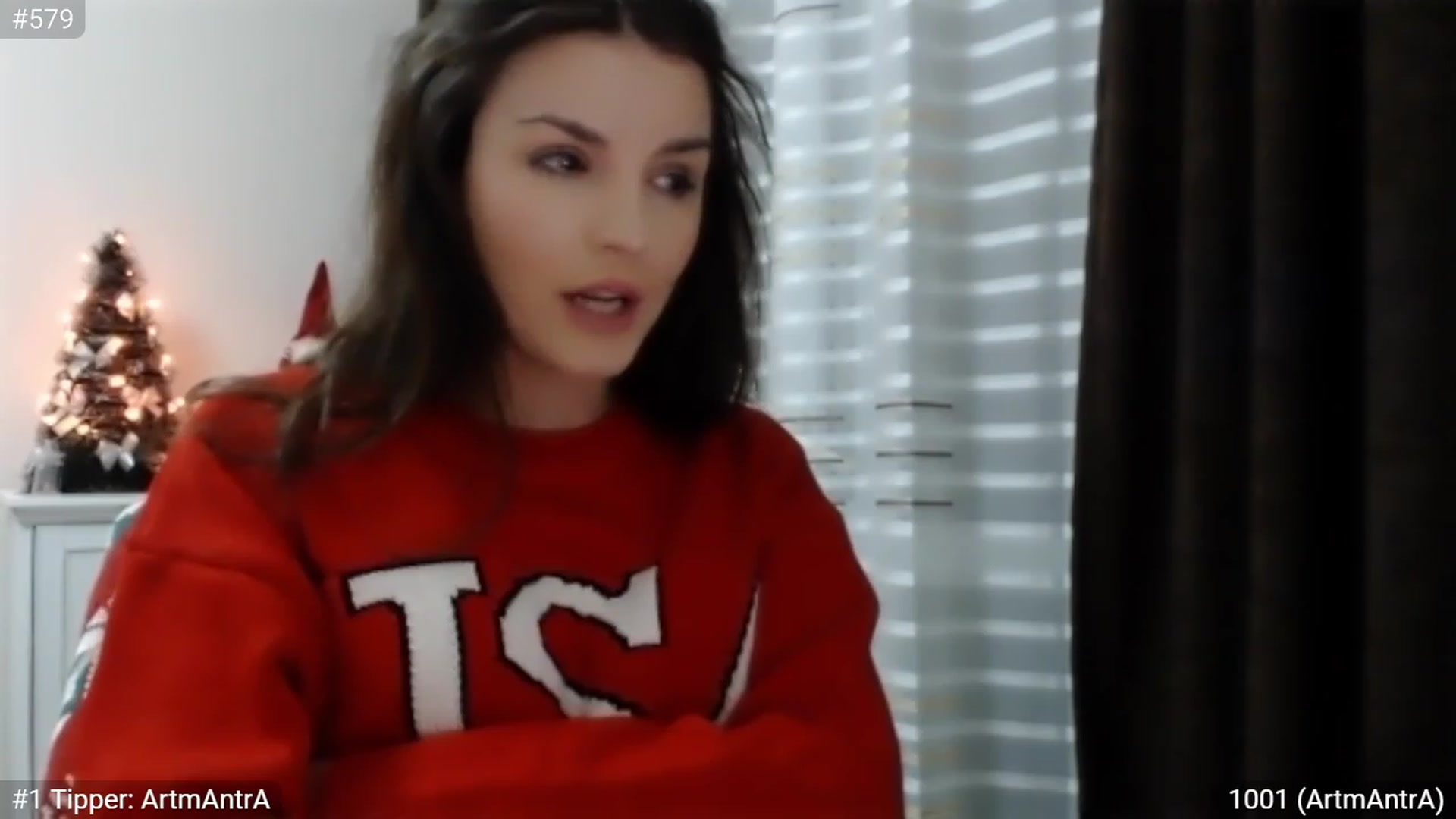Gallery image thumbnail from XmasXcitedGal's myfreecams stream on, 12/17/2022, 23:35 image 19 of 20
