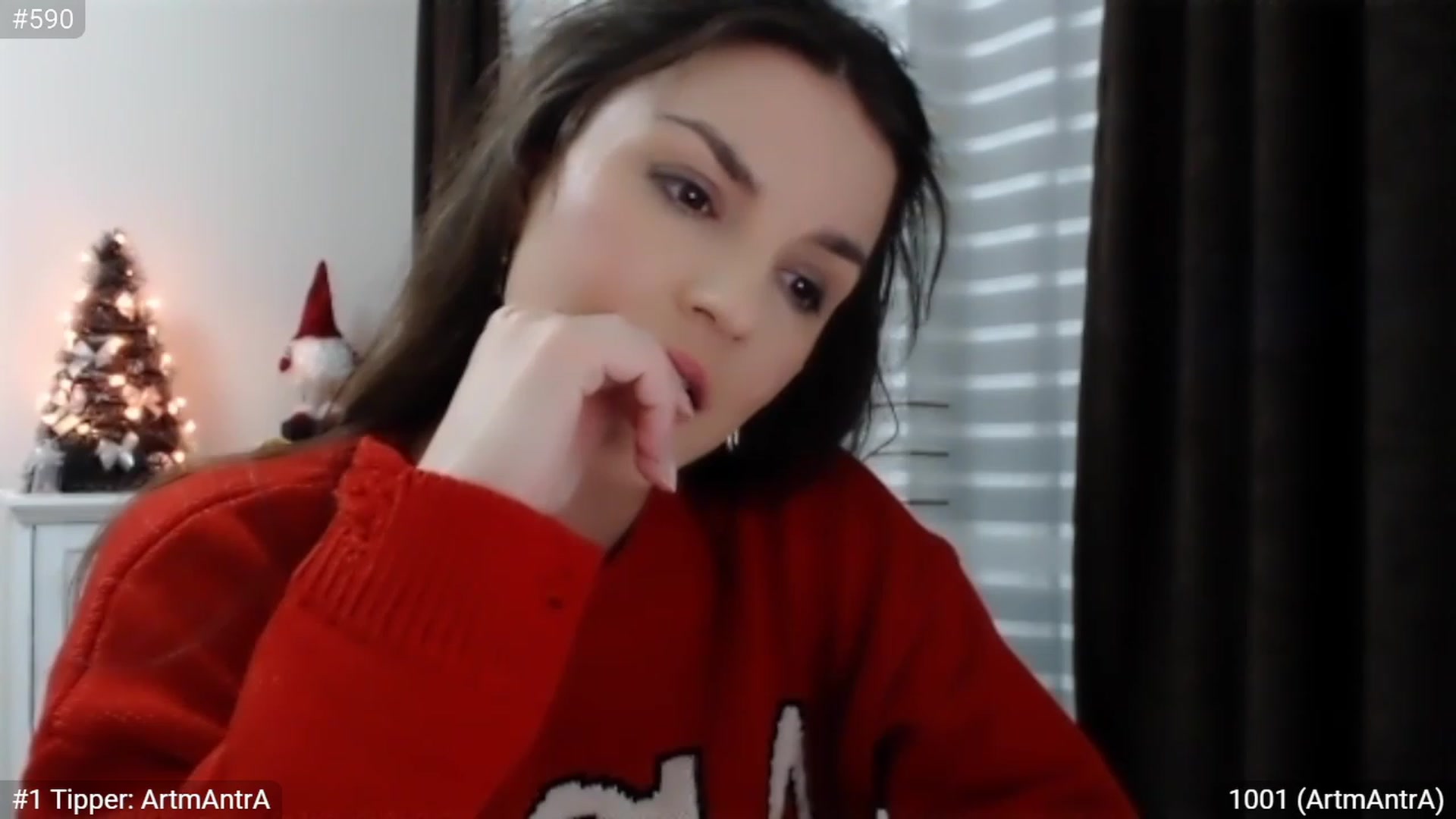 Gallery image thumbnail from XmasXcitedGal's myfreecams stream on, 12/17/2022, 23:35 image 3 of 20