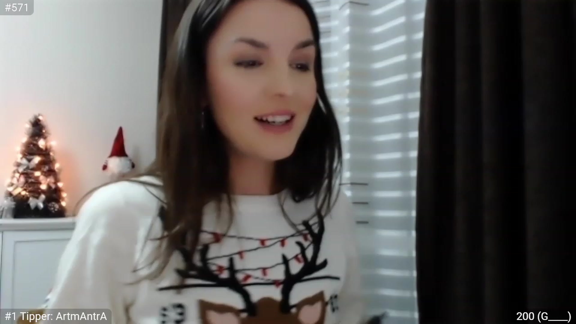 Gallery image thumbnail from XmasXcitedGal's myfreecams stream on, 12/18/2022, 22:17 image 19 of 20