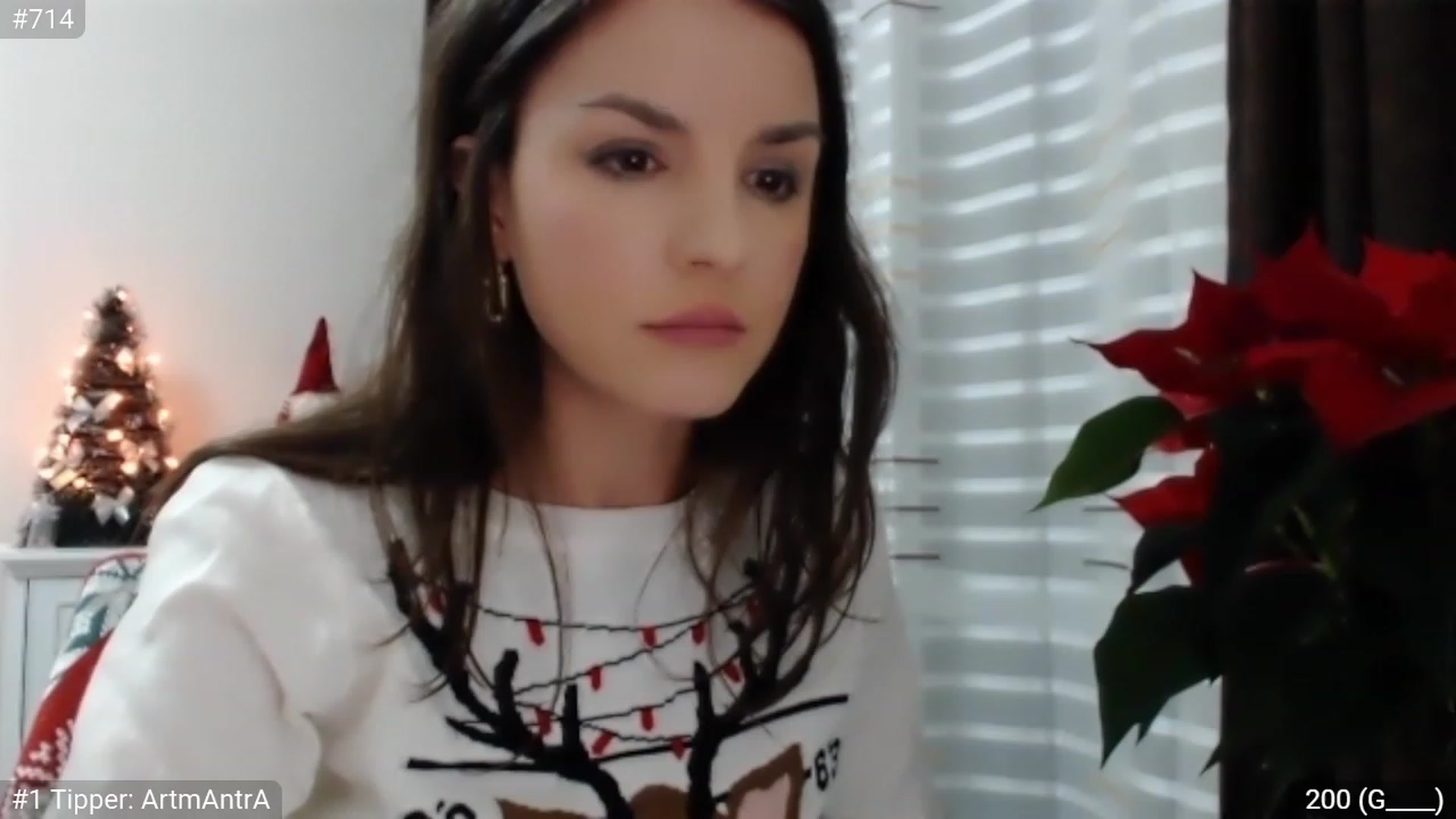Gallery image thumbnail from XmasXcitedGal's myfreecams stream on, 12/22/2022, 20:42 image 2 of 20