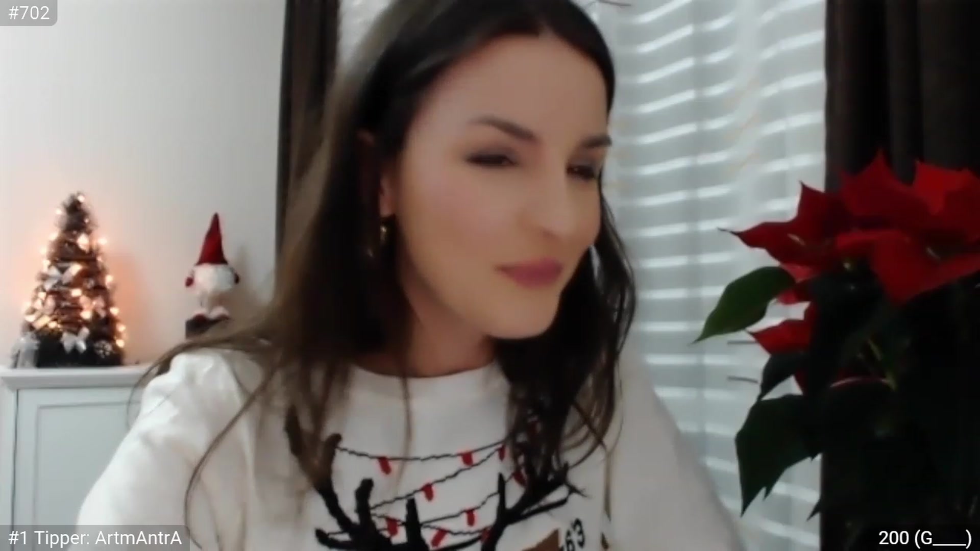 Gallery image thumbnail from XmasXcitedGal's myfreecams stream on, 12/22/2022, 20:42 image 9 of 20