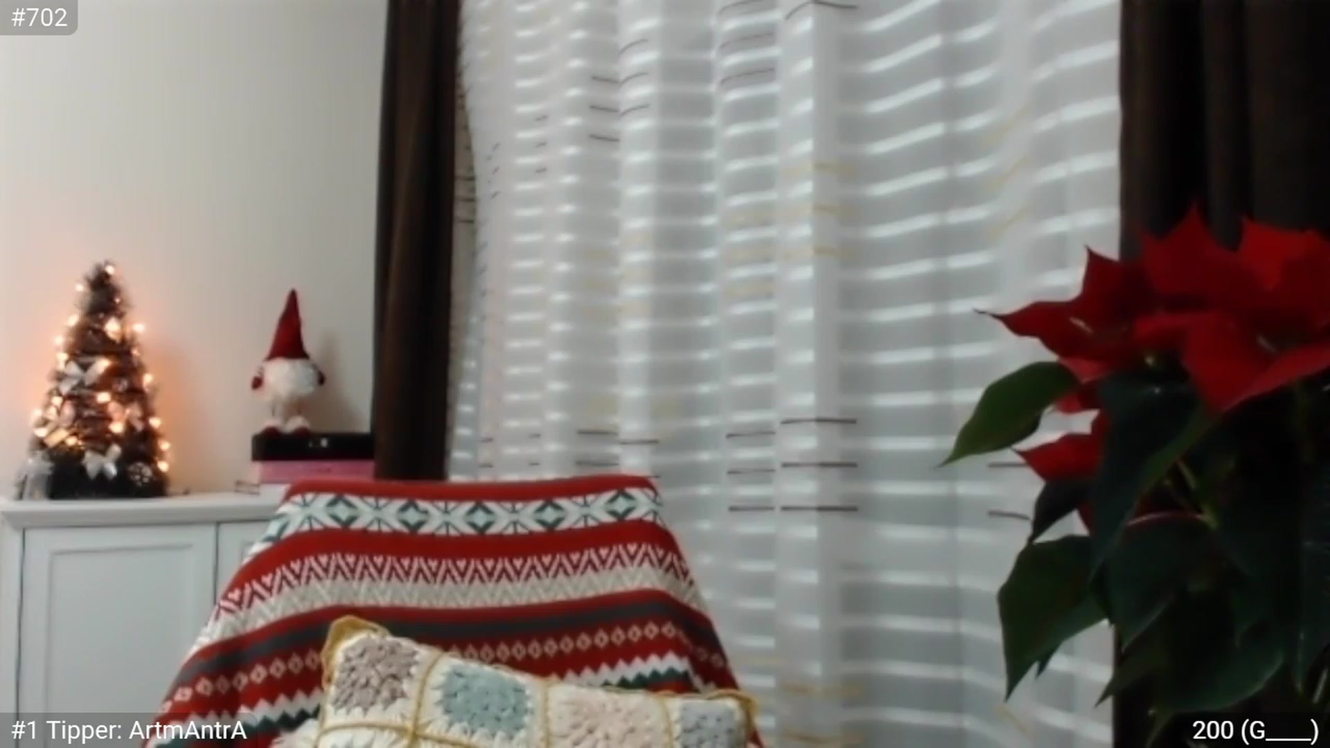 Gallery image thumbnail from XmasXcitedGal's myfreecams stream on, 12/22/2022, 20:42 image 10 of 20