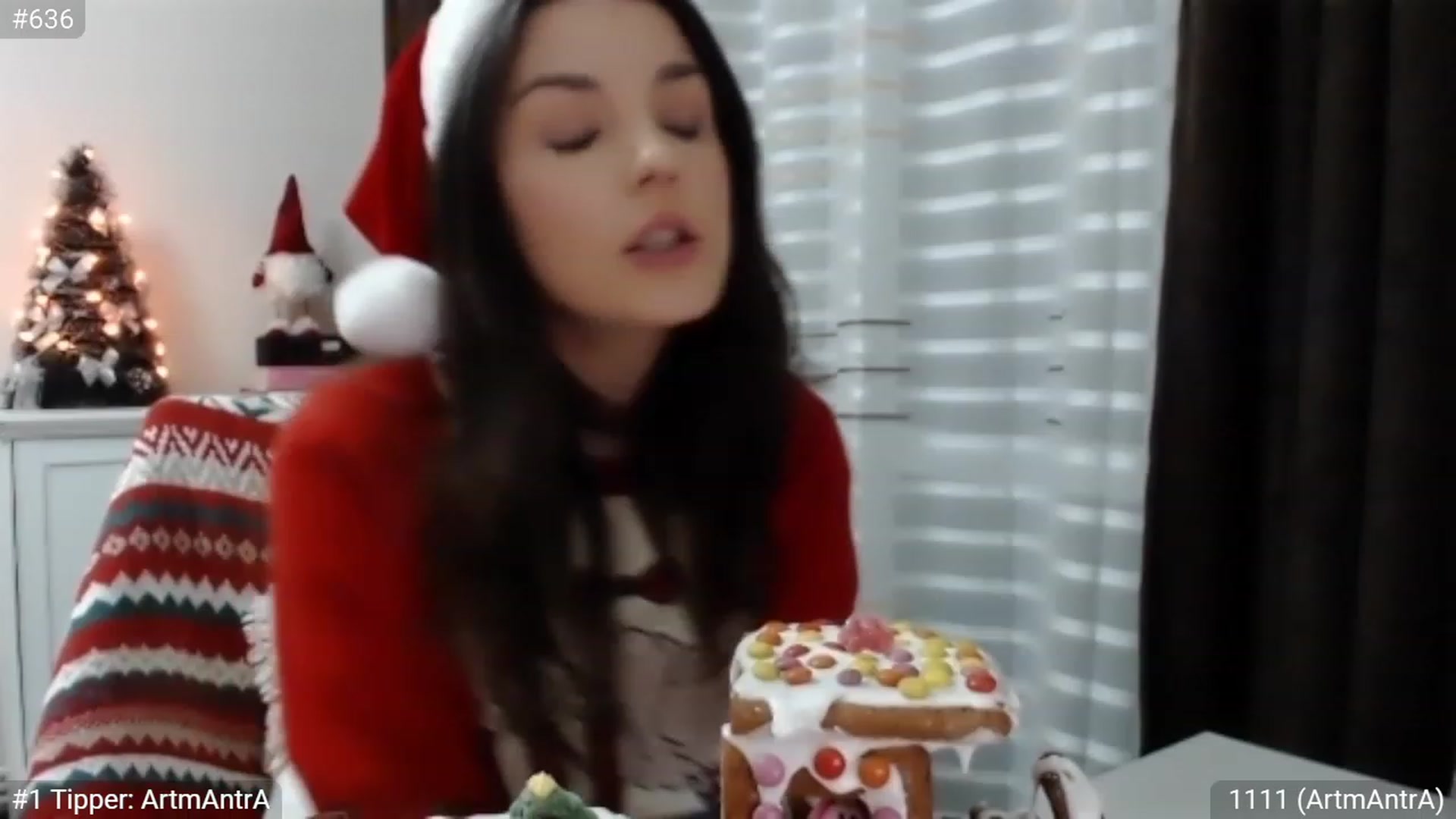 Gallery image thumbnail from XmasXcitedGal's myfreecams stream on, 12/24/2022, 24:07 image 20 of 20