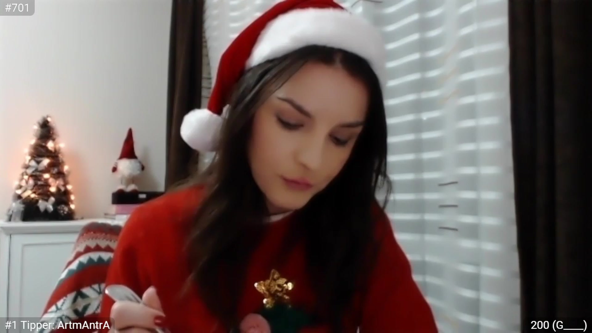 Gallery image thumbnail from XmasXcitedGal's myfreecams stream on, 12/24/2022, 24:07 image 2 of 20