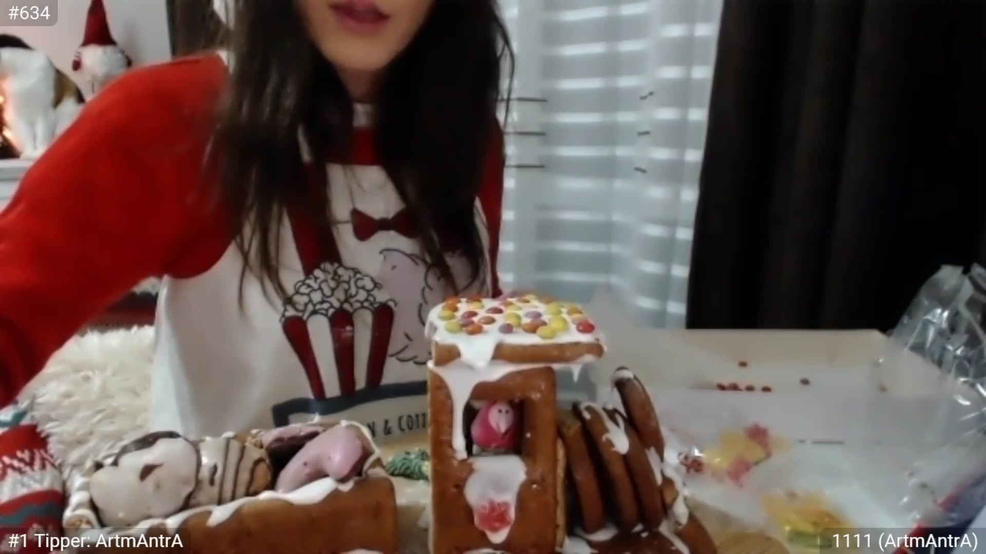 Gallery image thumbnail from XmasXcitedGal's myfreecams stream on, 12/24/2022, 24:07 image 18 of 20