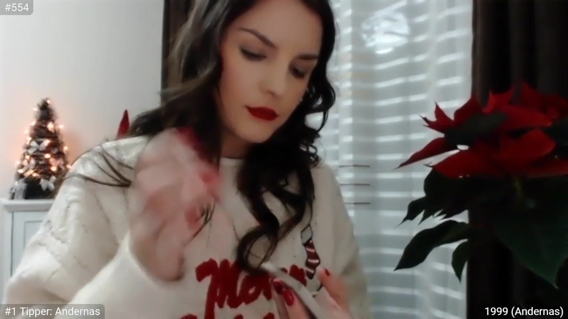 Gallery image thumbnail from XmasXcitedGal's myfreecams stream on, 12/24/2022, 23:29 image 15 of 20