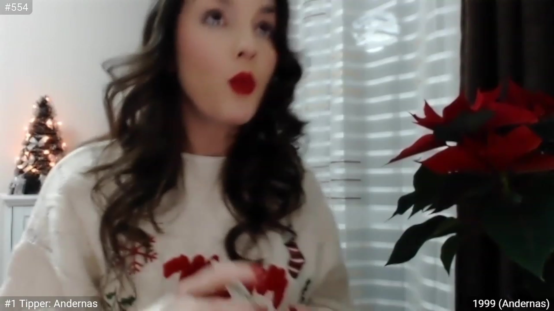 Gallery image thumbnail from XmasXcitedGal's myfreecams stream on, 12/24/2022, 23:29 image 17 of 20