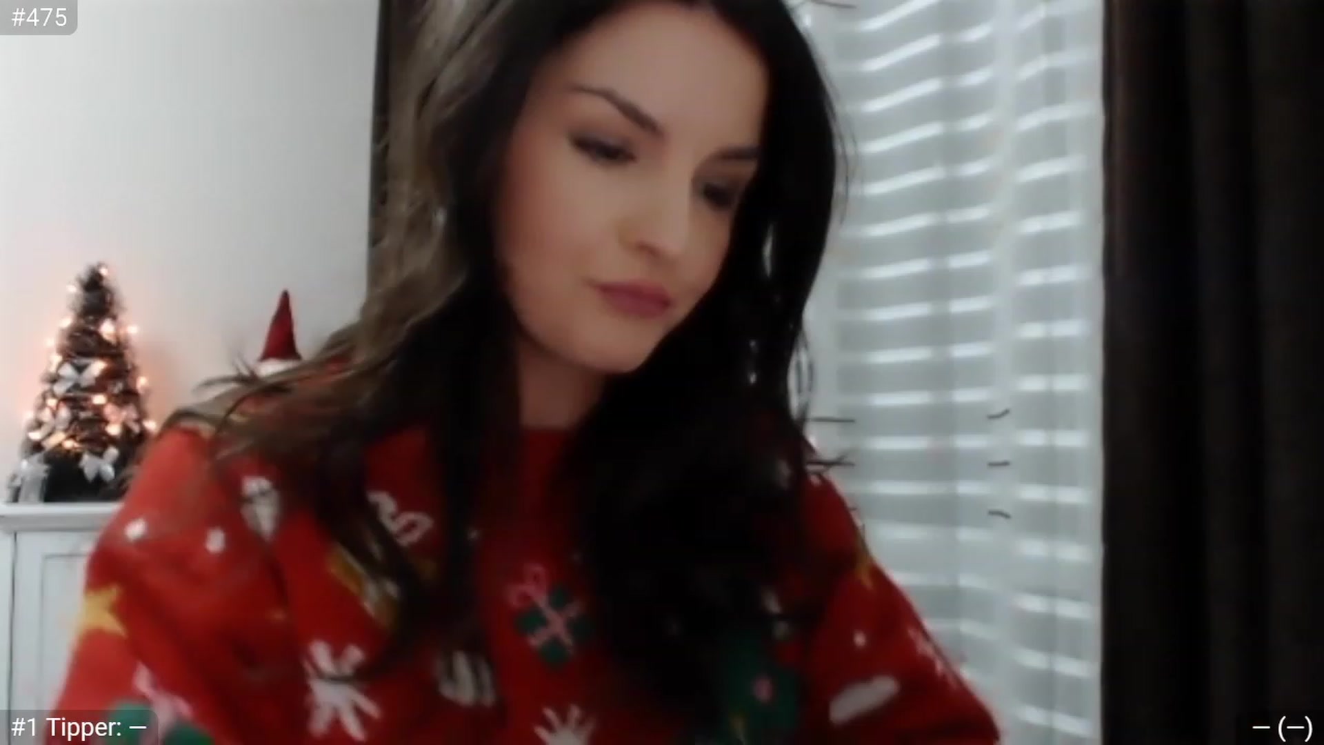 Gallery image thumbnail from XmasXcitedGal's myfreecams stream on, 12/25/2022, 18:51 image 11 of 20