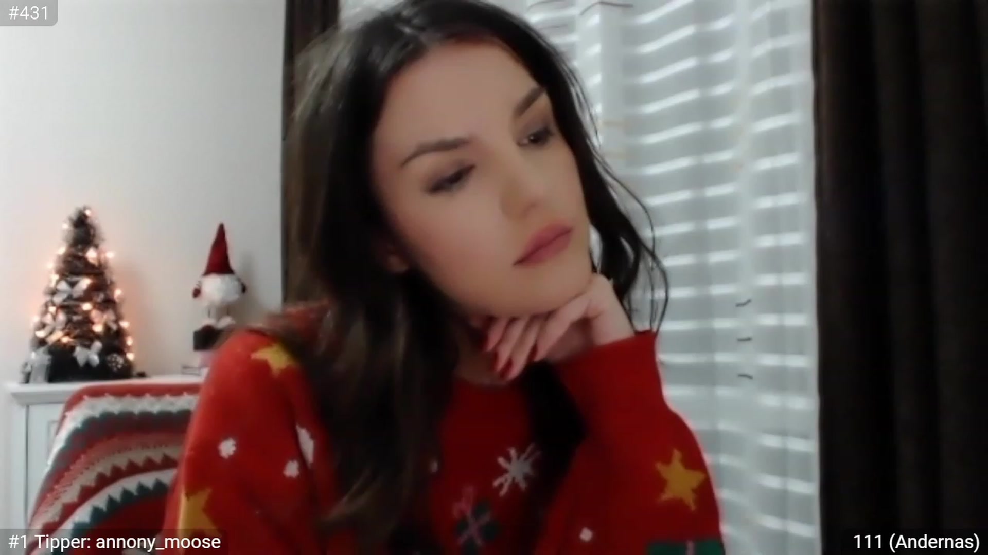 Gallery image thumbnail from XmasXcitedGal's myfreecams stream on, 12/25/2022, 20:44 image 18 of 20