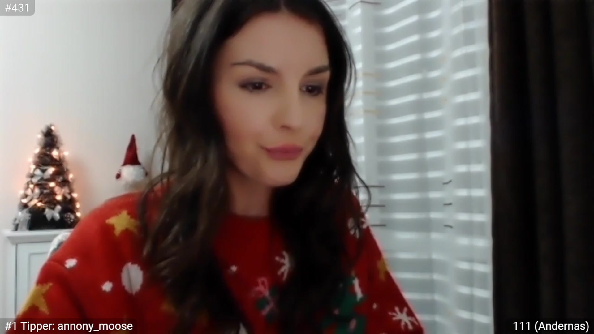 Gallery image thumbnail from XmasXcitedGal's myfreecams stream on, 12/25/2022, 20:44 image 6 of 20